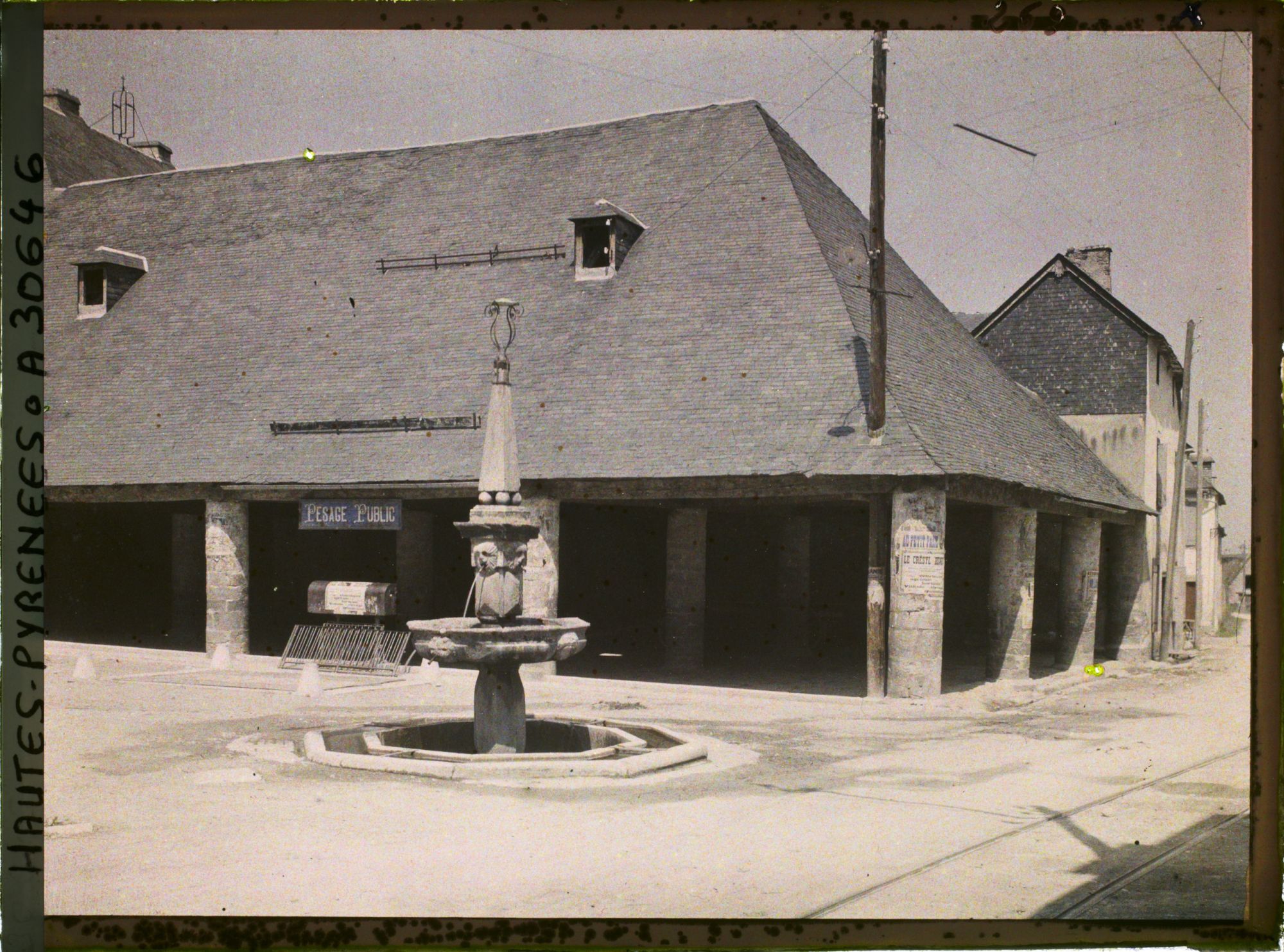 Image représentant France, Vieille halle