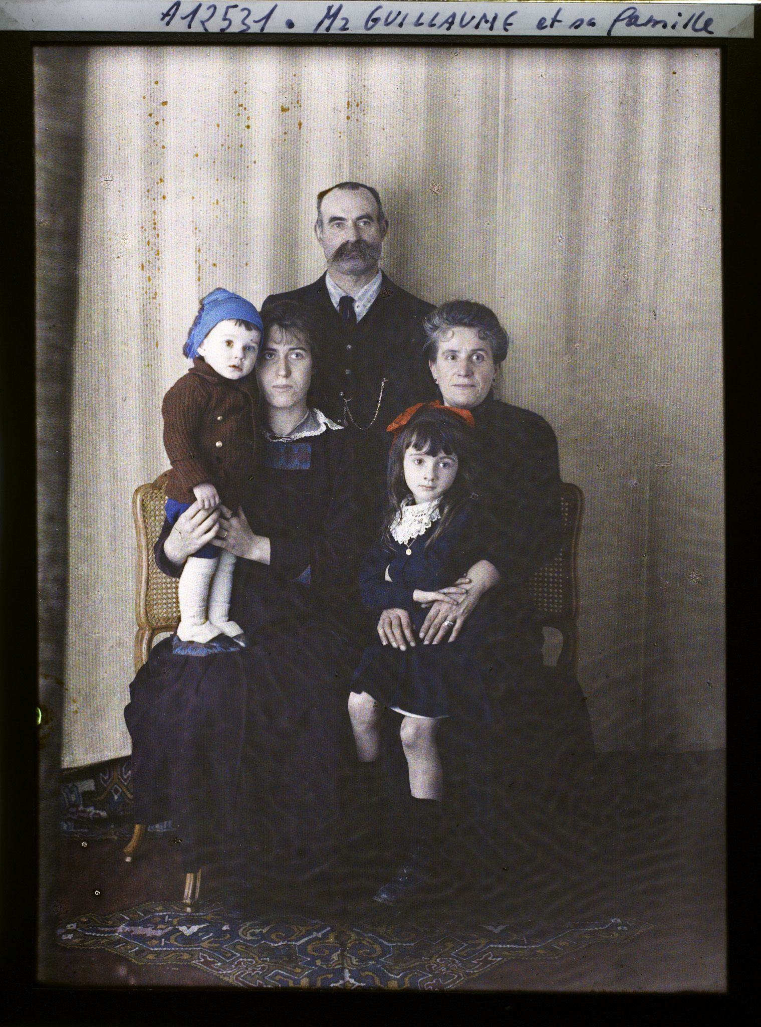 Image représentant Monsieur Guillaume et sa famille