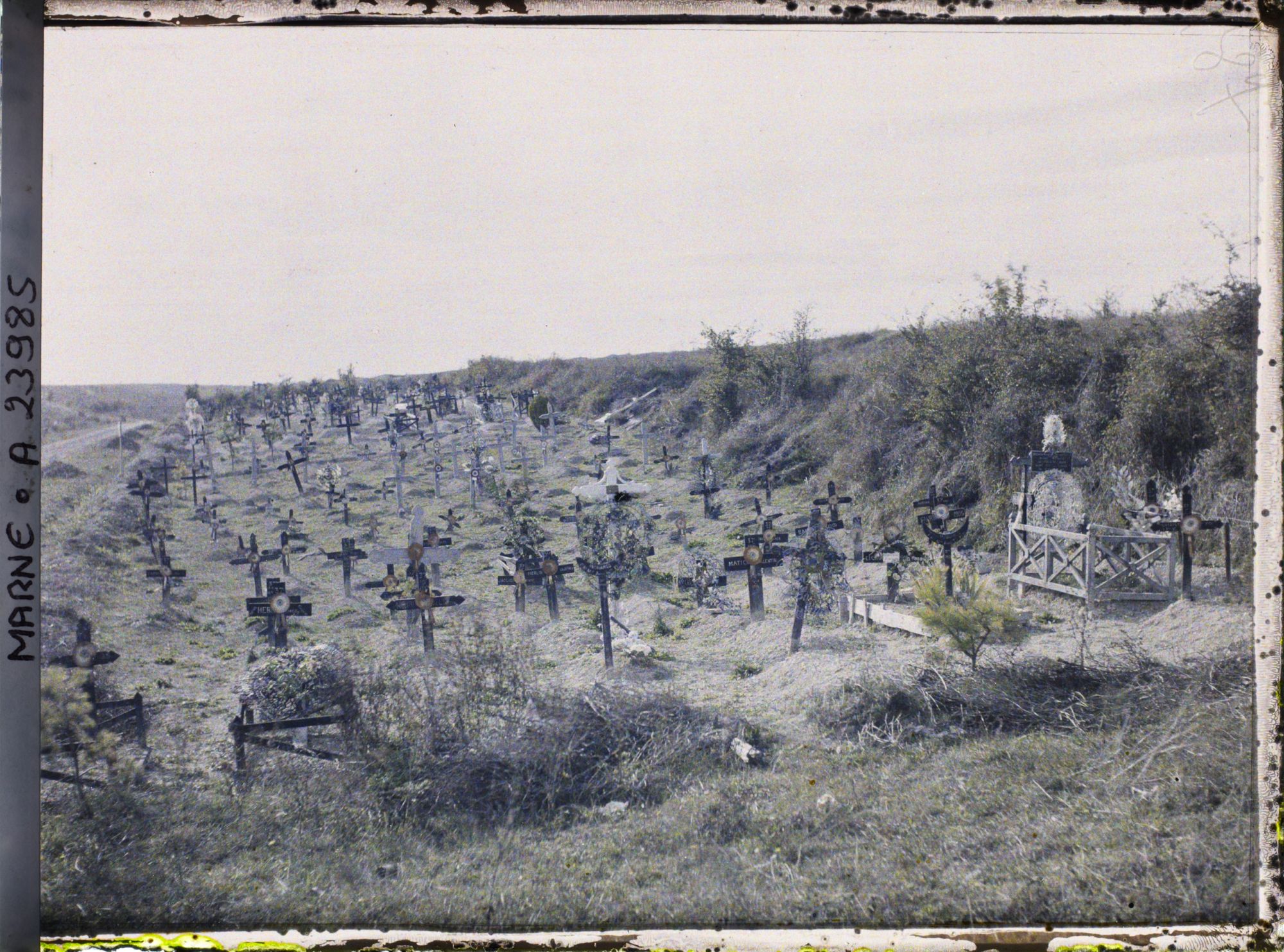 Image représentant France, Main de Massige, Cimetière 10 du ravin de Marson