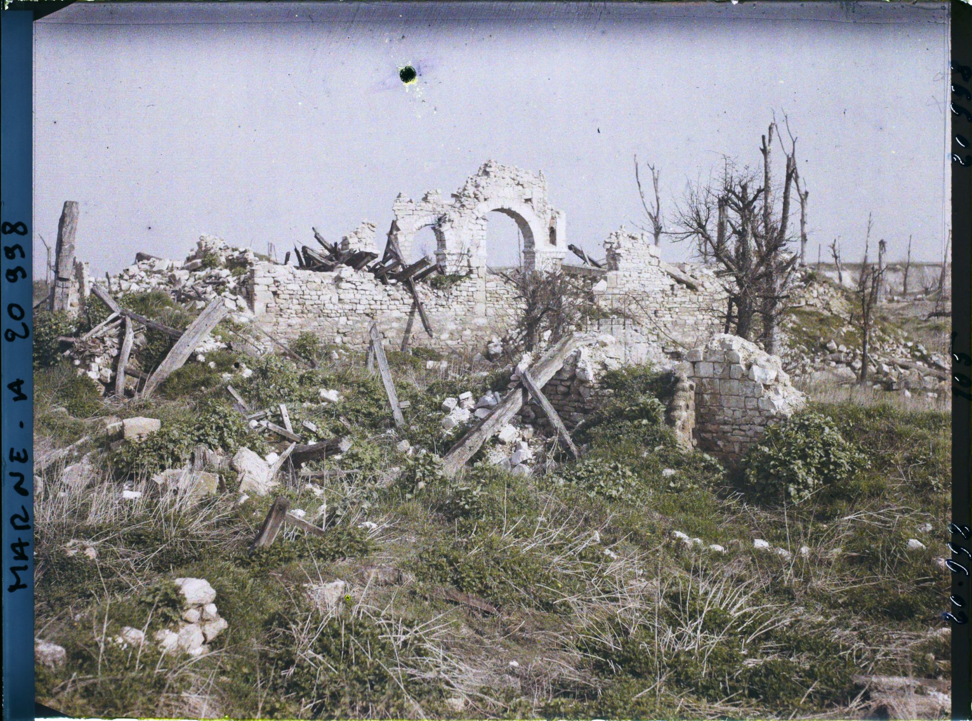 Image représentant France, Loivre, L'Eglise