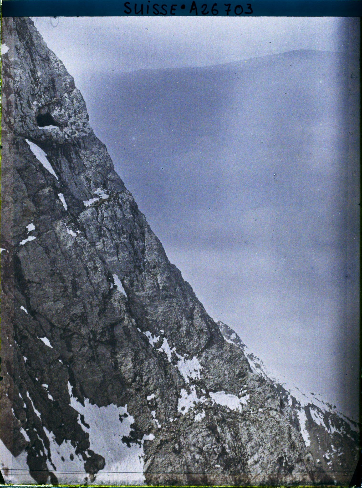 Image représentant Les parois de l'Oberhaupt sur la ligne du chemin de fer du mont Pilate