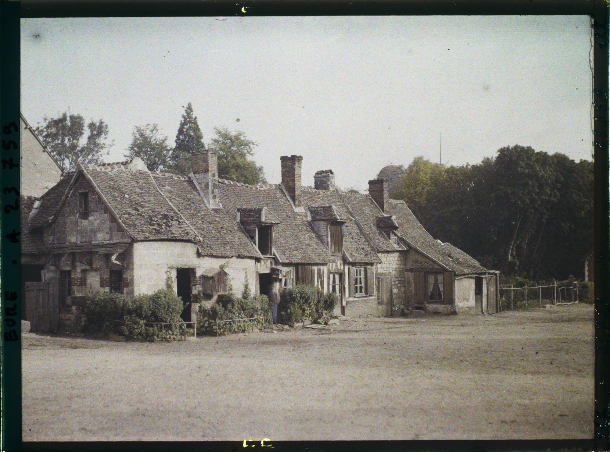 Image représentant Maison place de la Garenne