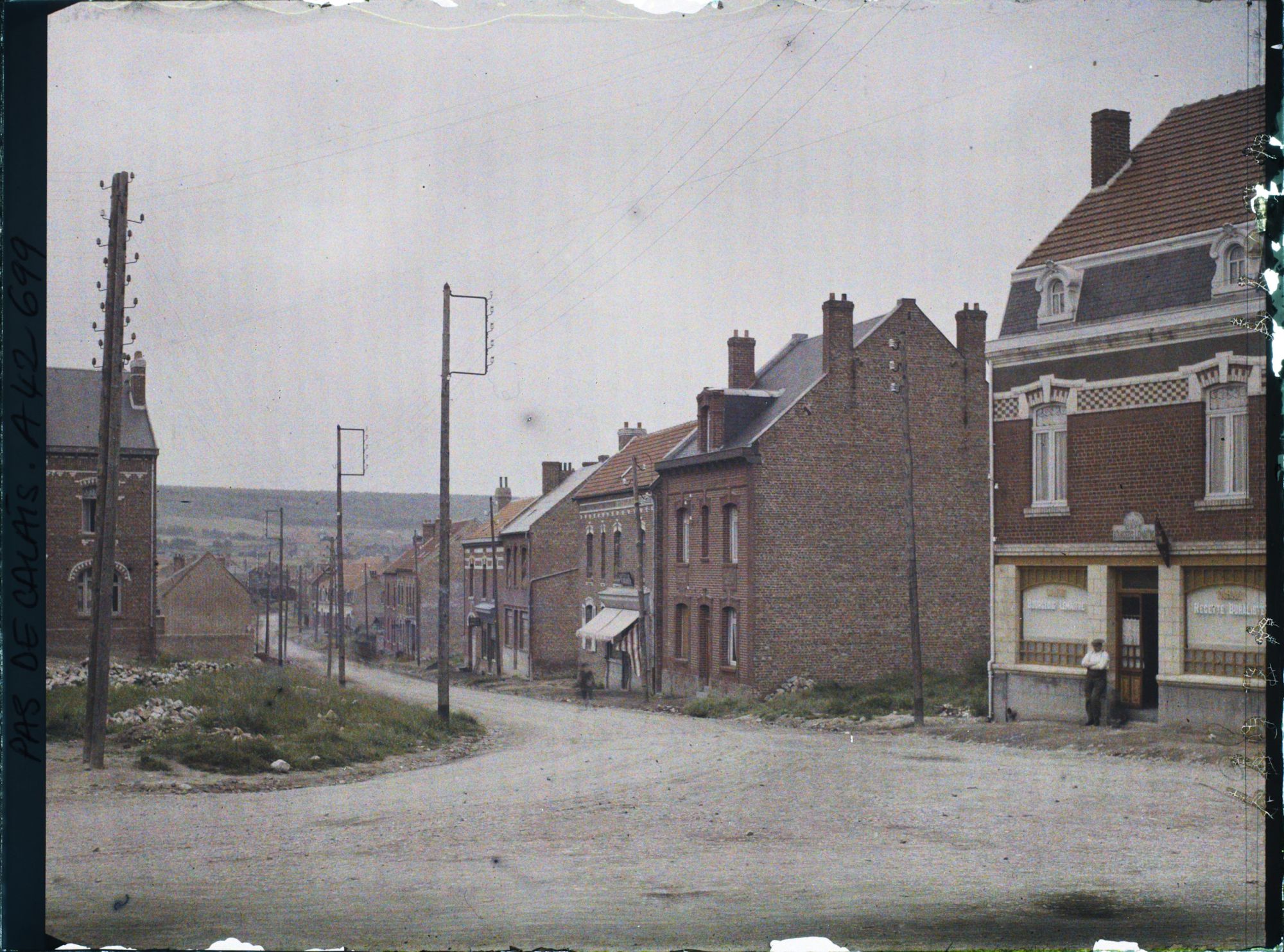 Image représentant France, Vimy, Une rue