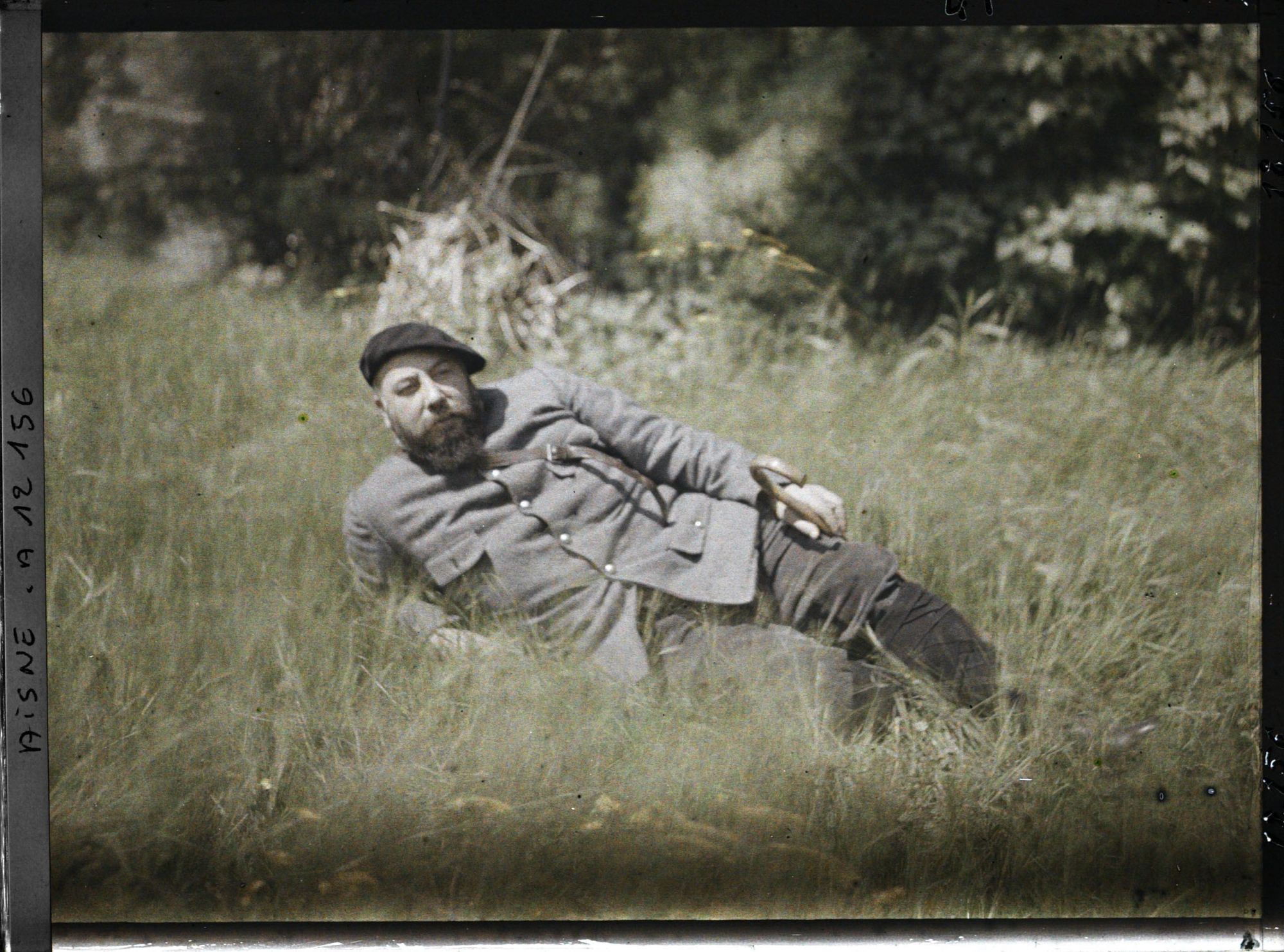 Image représentant Un artiste du théatre aux Armées