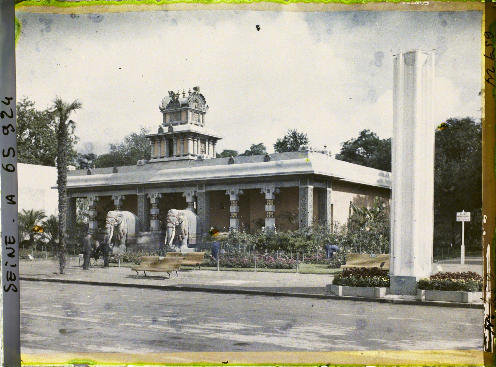 Image représentant L'Exposition Coloniale Internationale de 1931, le pavillon des Indes françaises