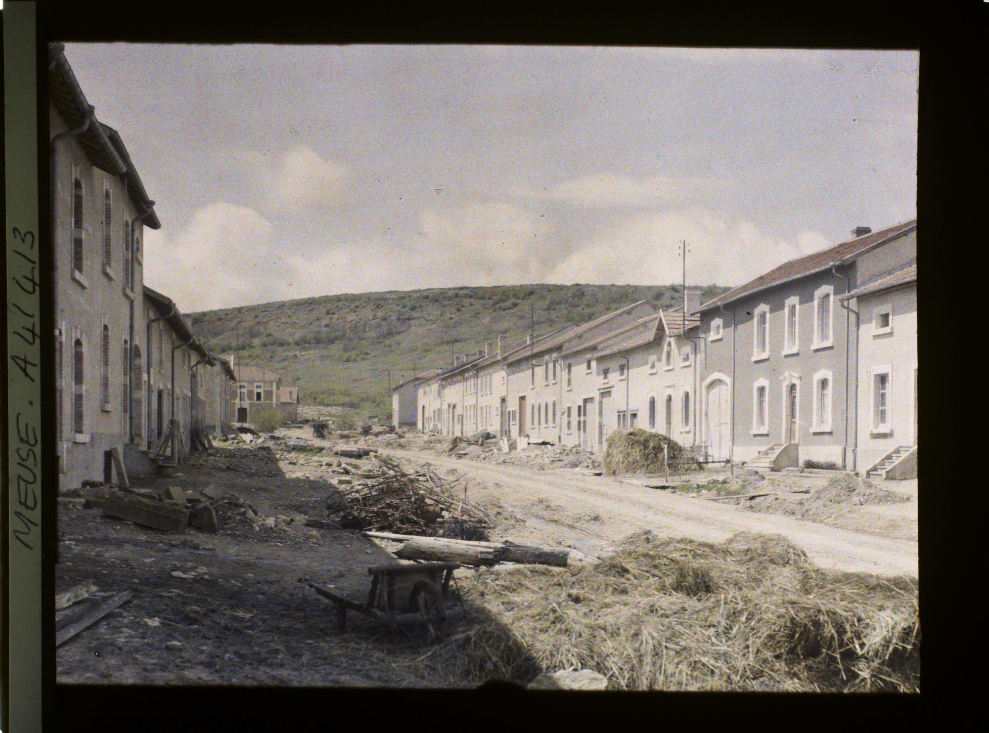 Image représentant France, Combres, Grande rue