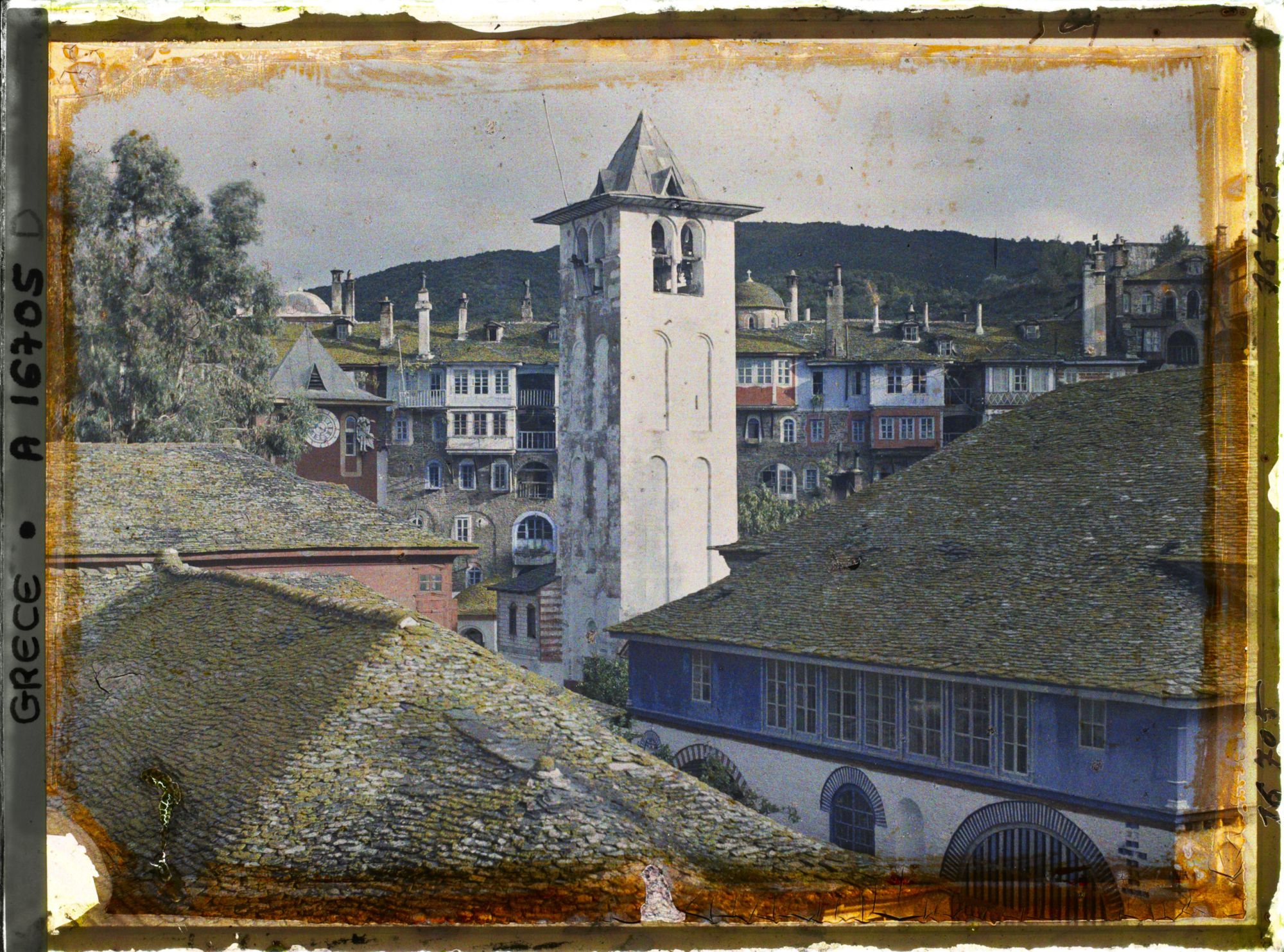 Image représentant Turquie, Mont Athos, Vatopédi, Cour du Monastère