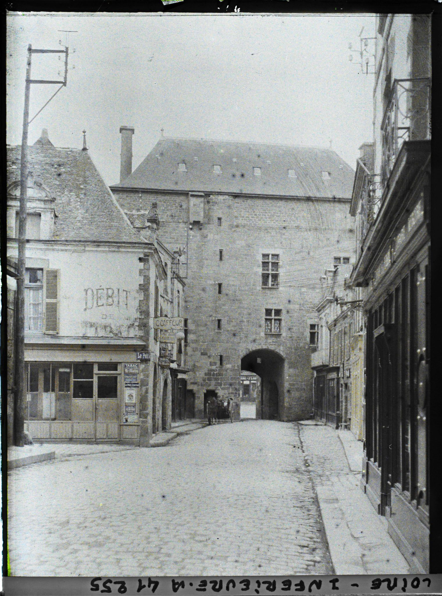Image représentant La Porte Saint-Michel vue de l'intérieur des remparts