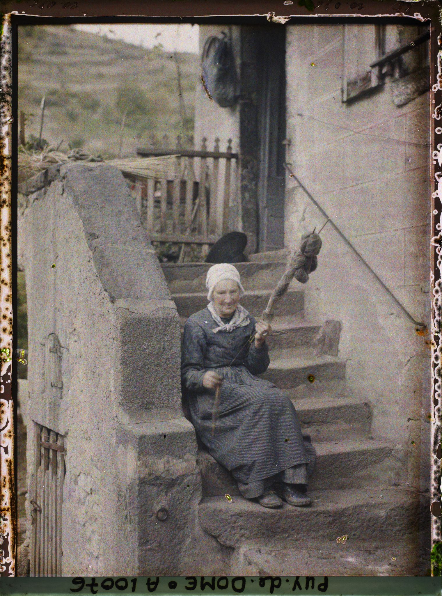 Image représentant Femme à la quenouille