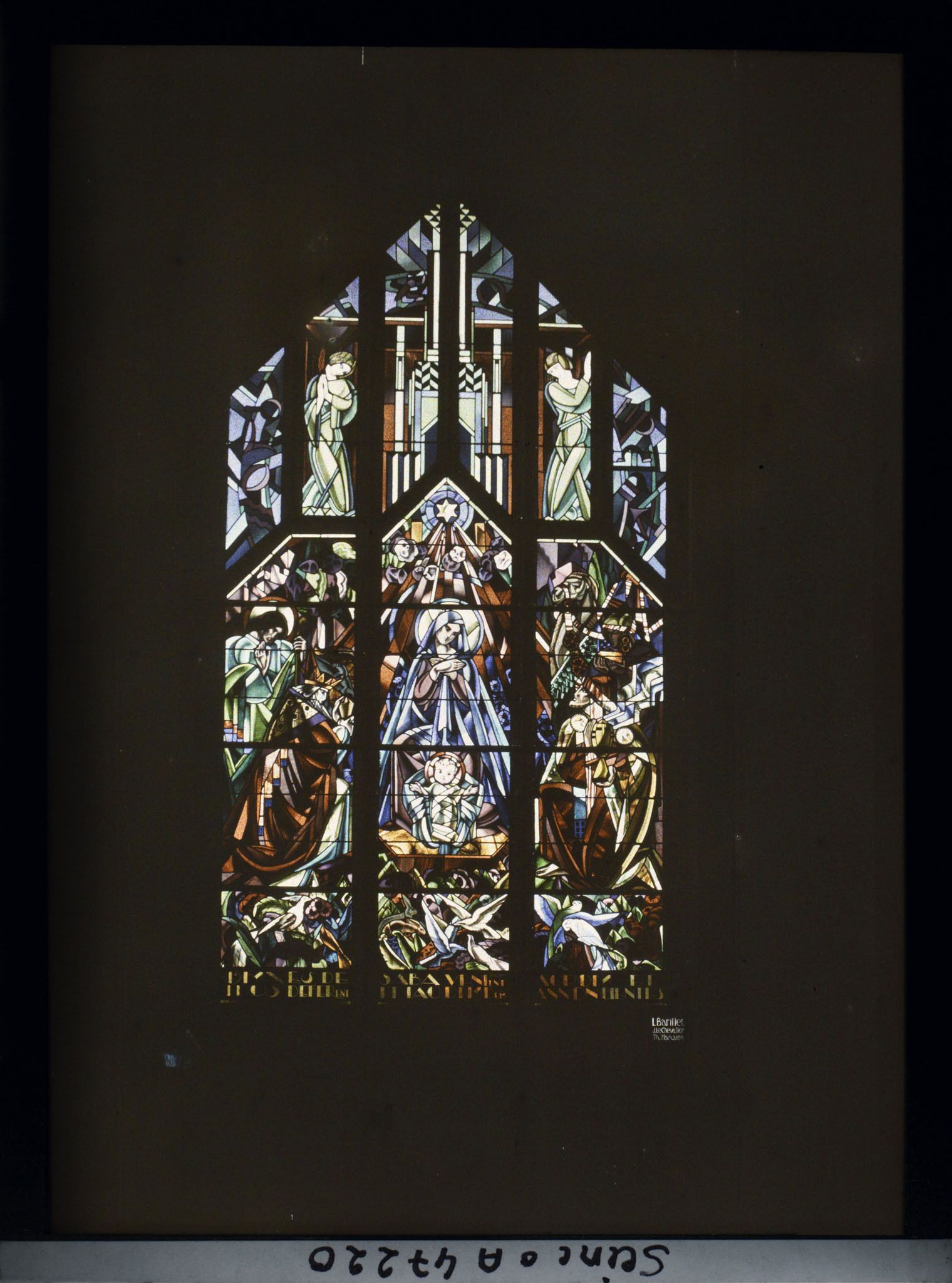 Image représentant L'Exposition des arts décoratifs, Pavillon du Vitrail, L'Adoartion des Mages, L. Barillet