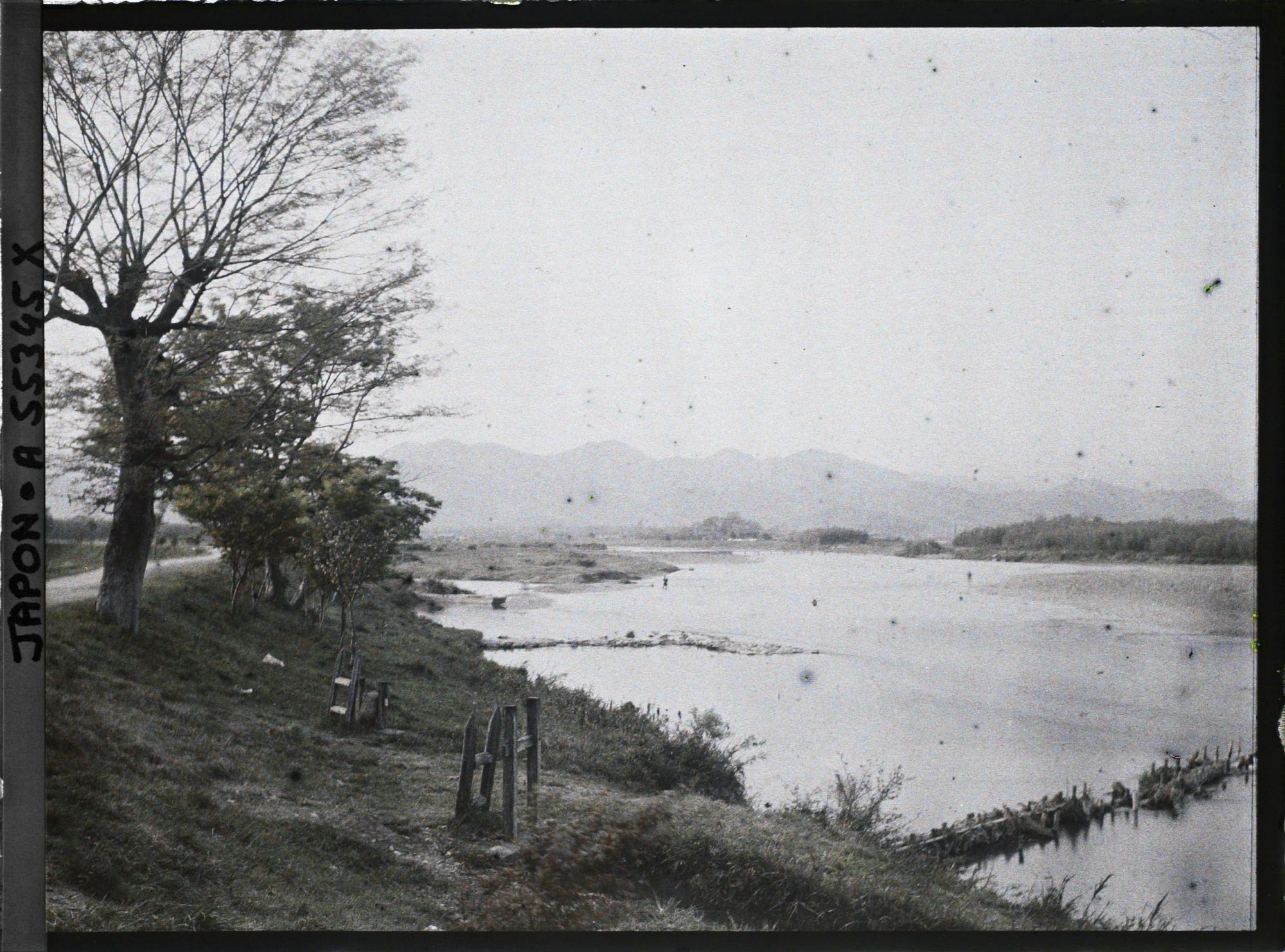 Image représentant Paysage de la rivière Hozu en aval du village d'Arashiyama