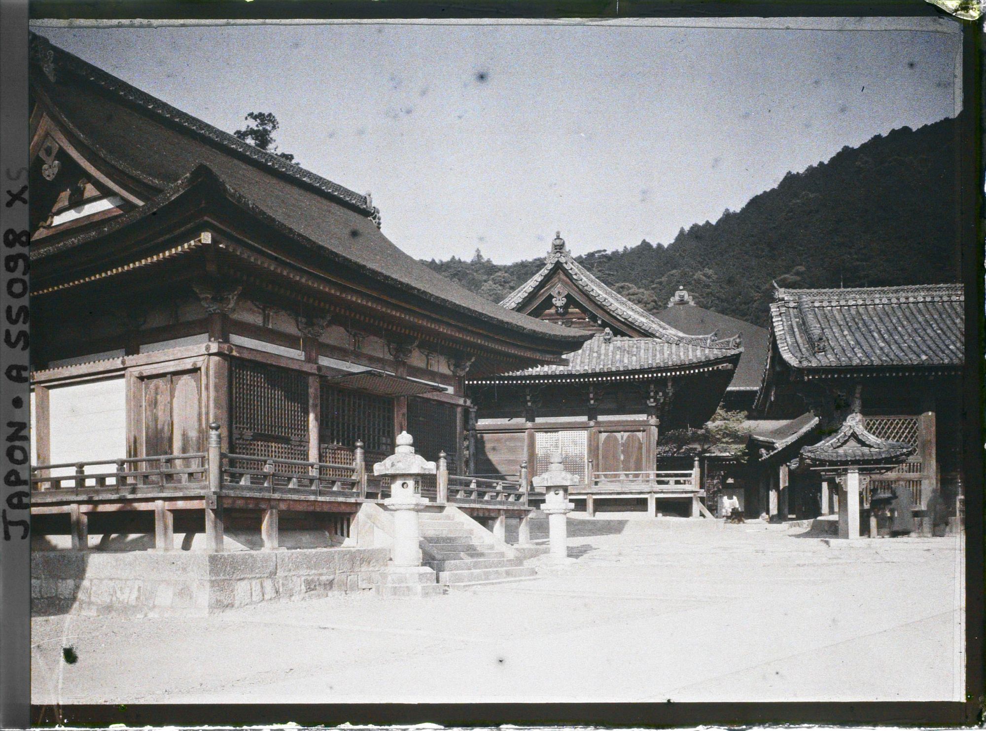 Image représentant Temple Kiyomizu-dera : Bâtiments annexes