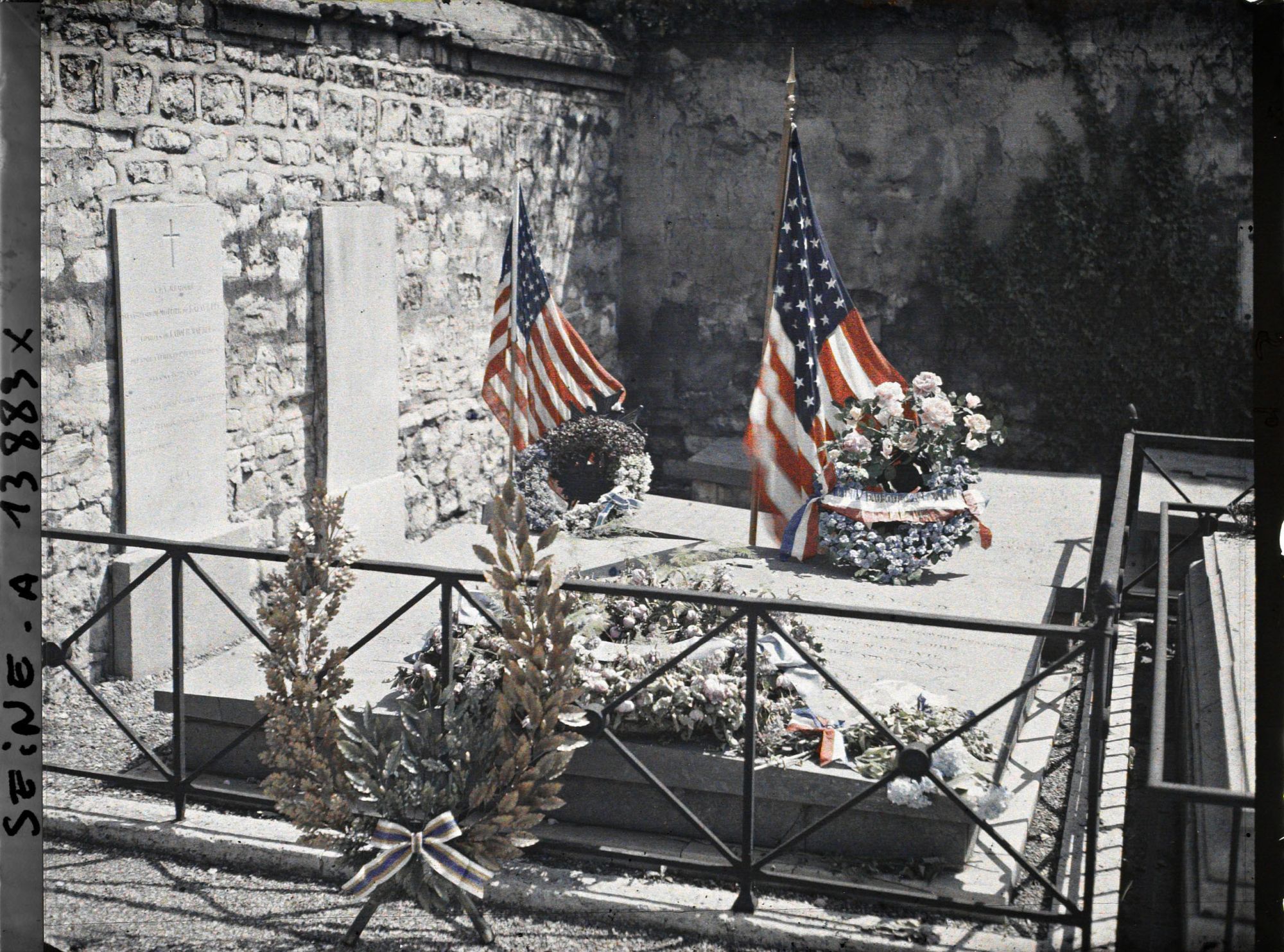 Image représentant Tombeau de La Fayette au cimetière de Picpus
