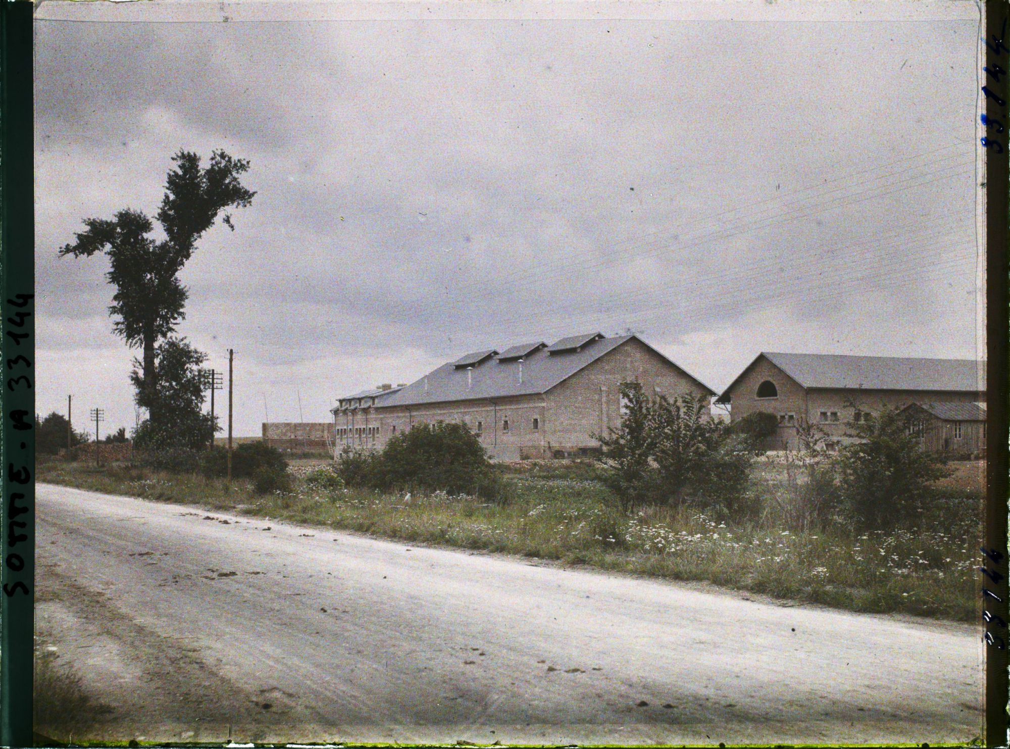 Image représentant La Caplette près Péronne, Reconstructions