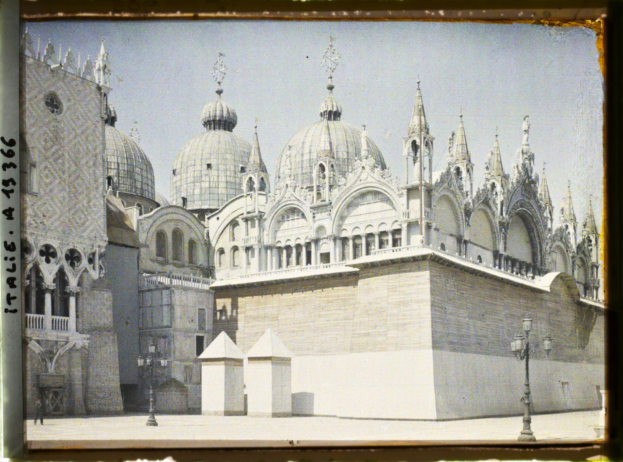 Image représentant Basilique San Marco avec protections anti-bombardement