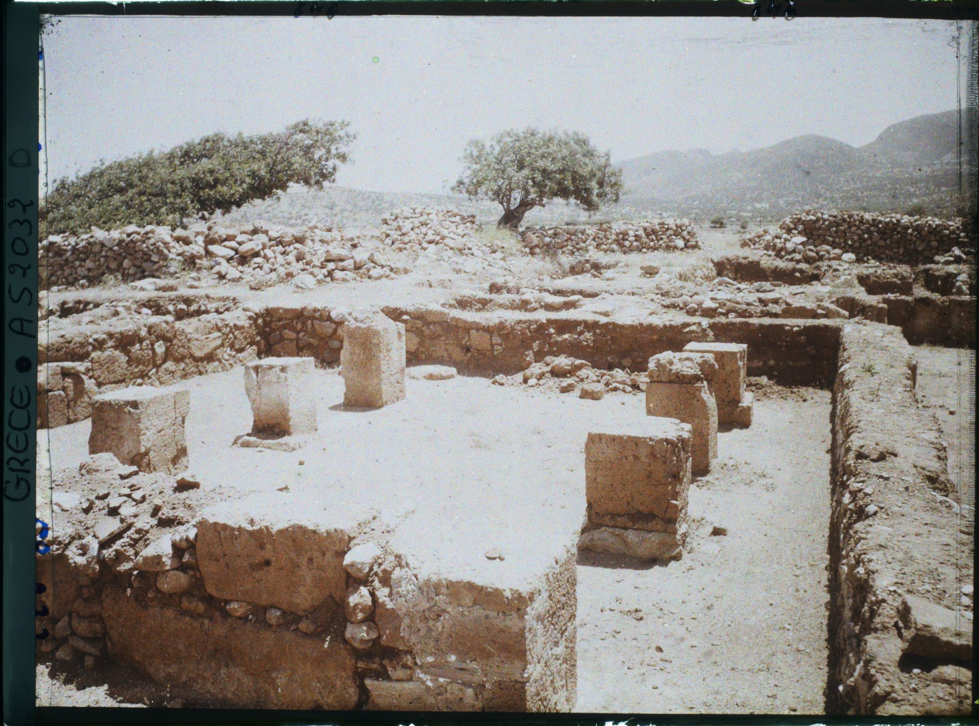 Image représentant Le palais, la salle des festins (?), juste au nord de la cour initiale