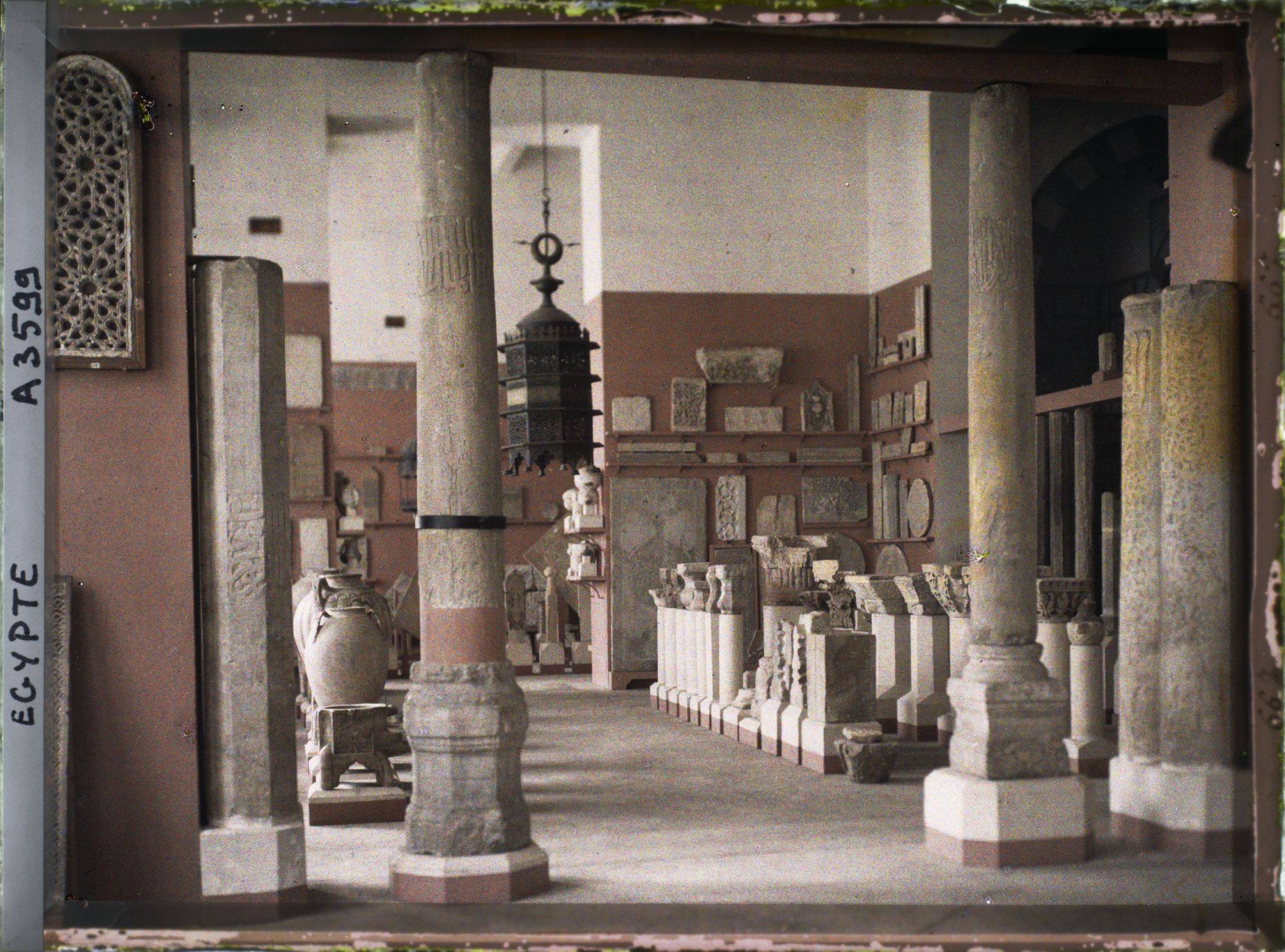 Image représentant Une des salles du musée islamique du Caire