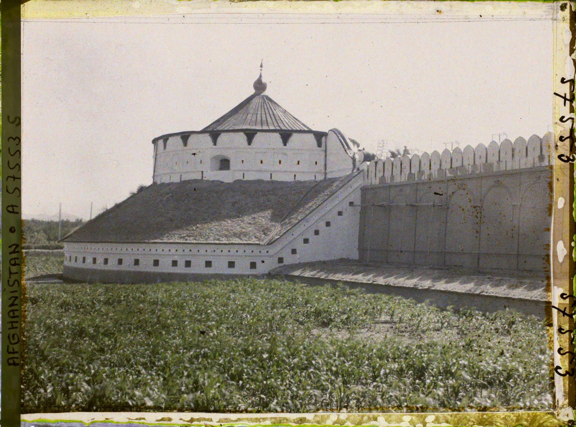 Image représentant Afghanistan, kaboul, Tour d'angle de l'enceinte du Palais Royal