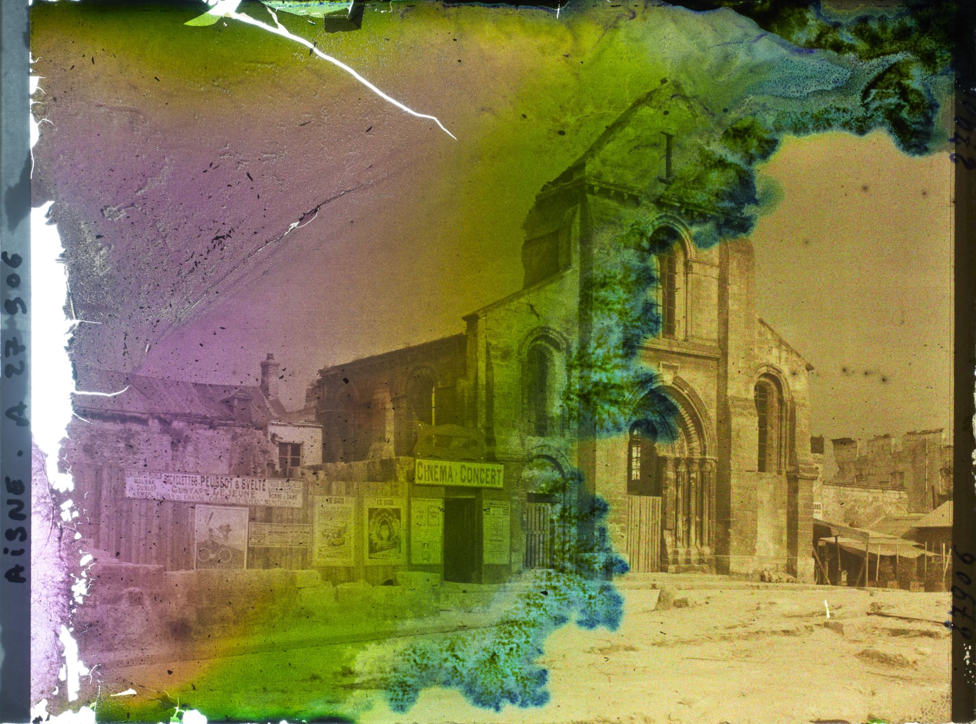 Image représentant France, Soissons, L'Eglise St Pierre au Parvis