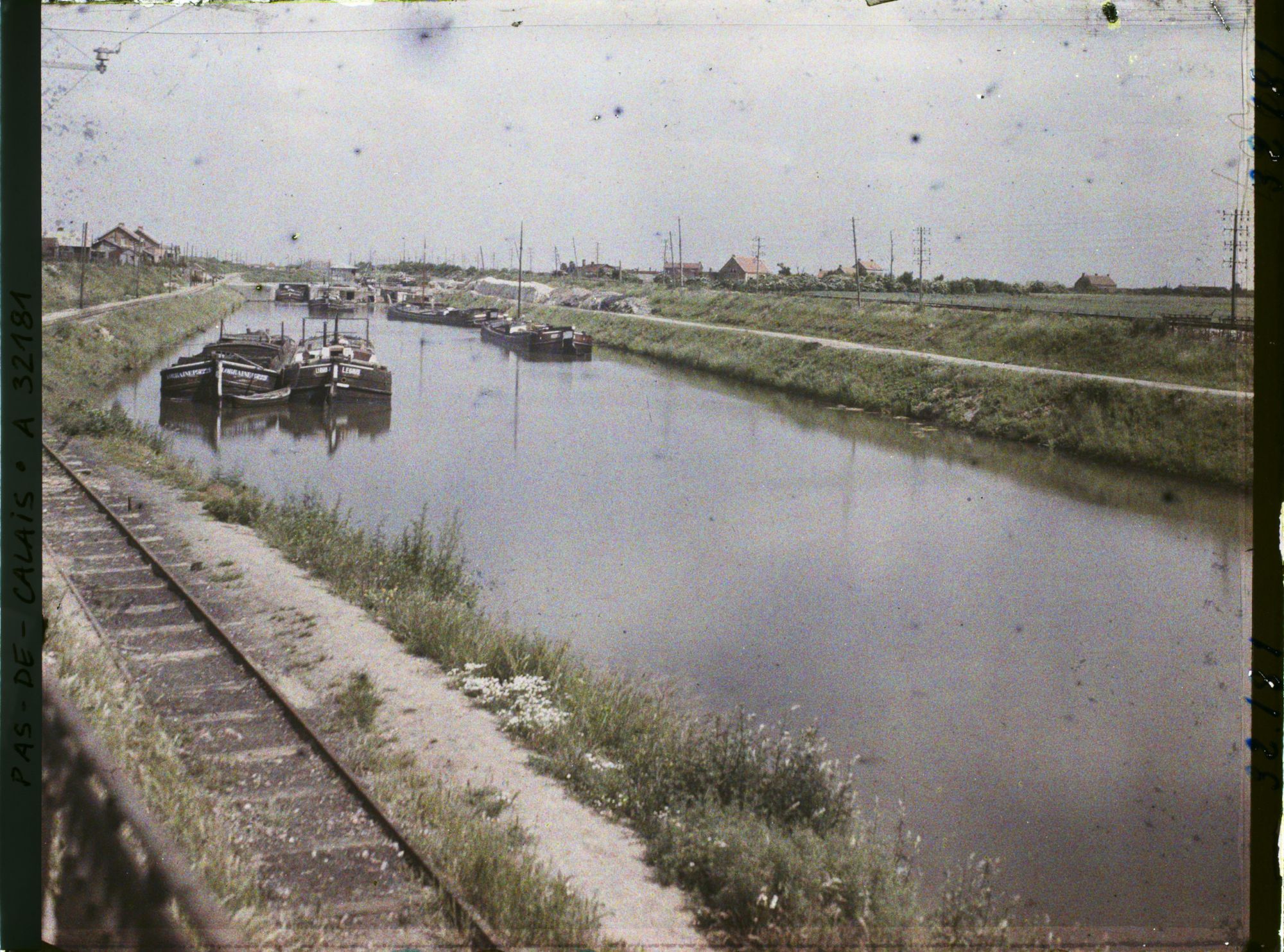 Image représentant France, Quinchy, Le Canal d'Aire à La Bassée