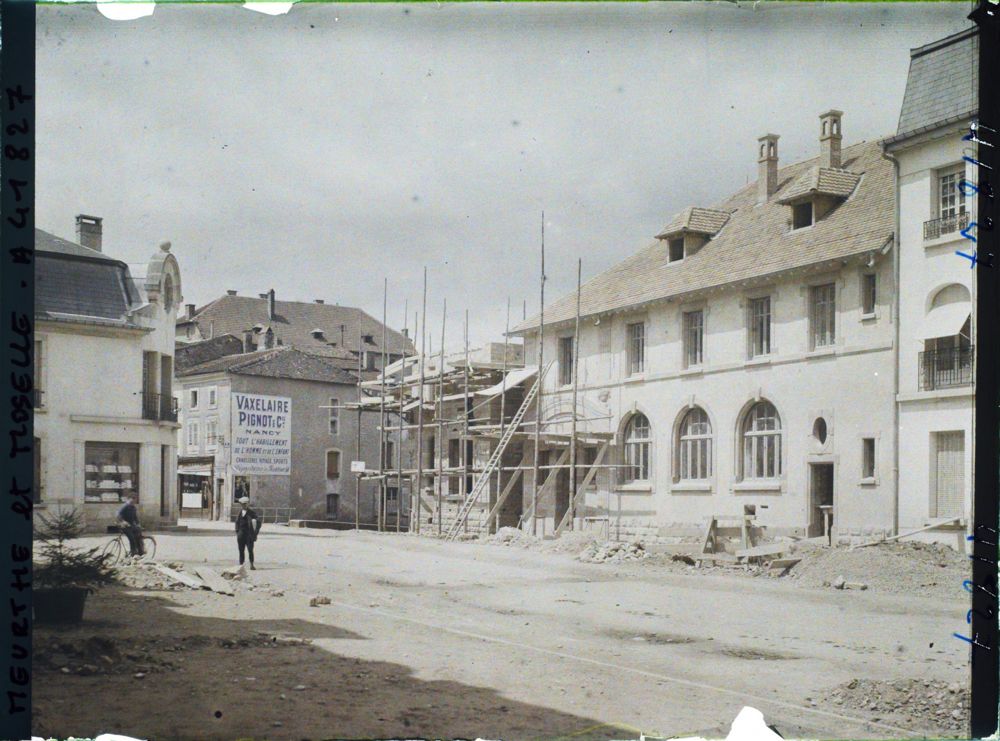 Image représentant France, Baccarat, La Poste et la Caisse d'Epargne