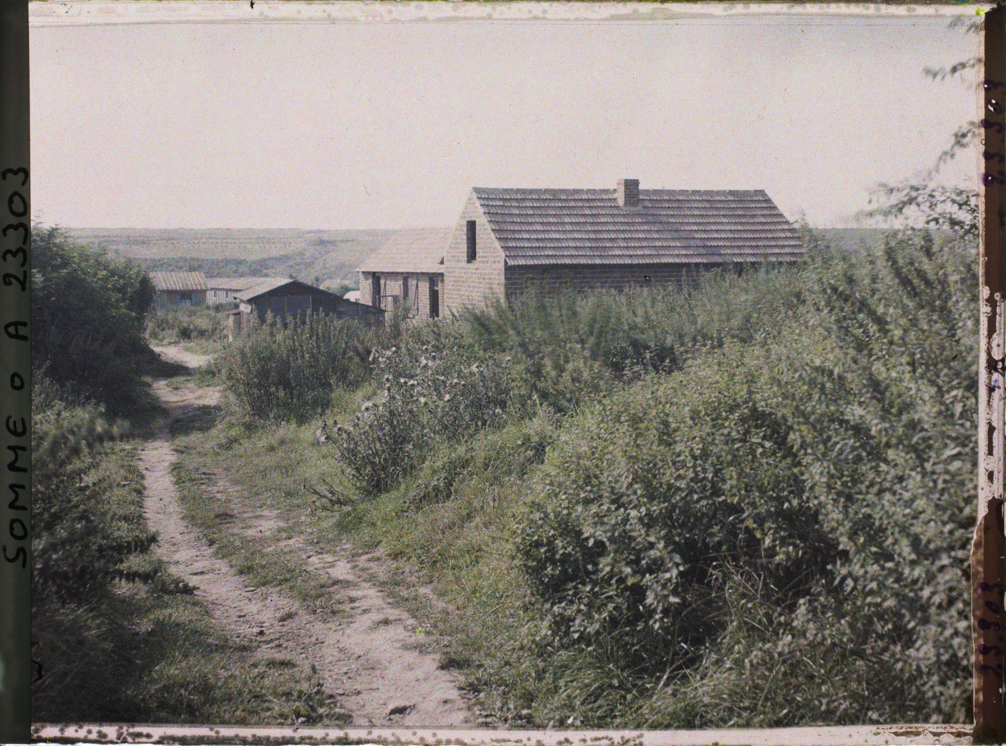 Image représentant France, Combles, Un Coin de Combles