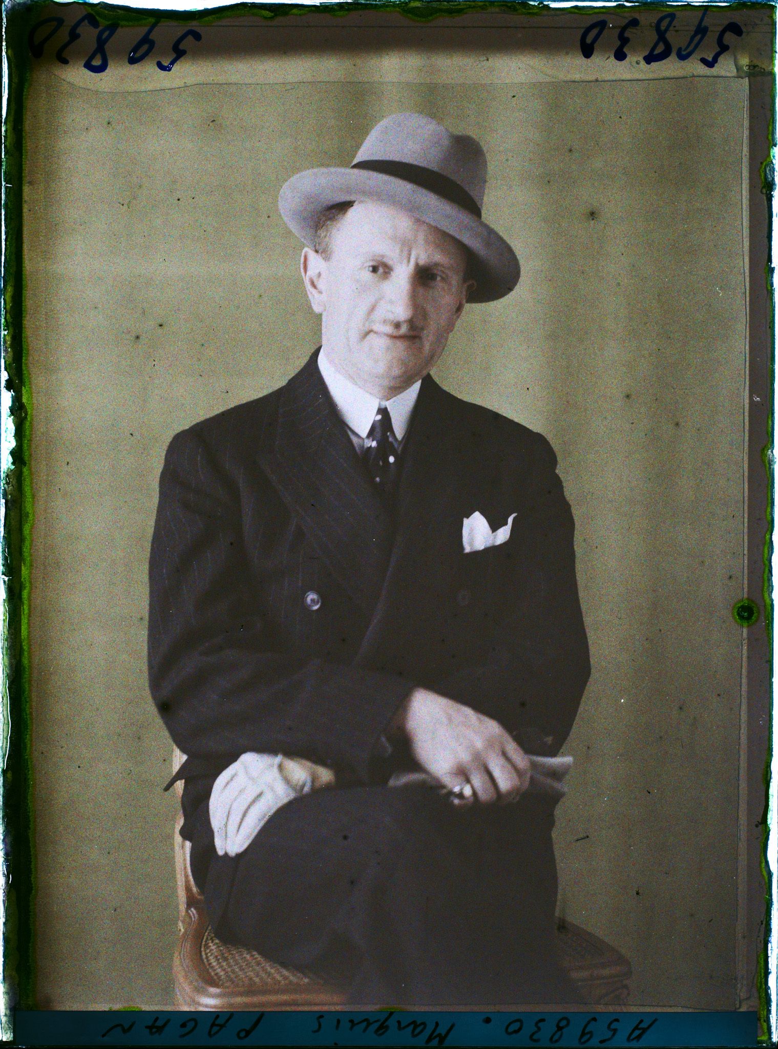 Image représentant https://musee-albert-kahn.s-museum.fr/home/NWQ2OTAwYzNmYjZlZTk1ZWQwODJmMjY4L2dlbmVyaWMtbm90aWNlLXRhYi9hdXRob3JpdHkvNjE3YTc5ZjVjZjhiODk2OGIzMzM3ZDIx/5d6900c3fb6ee95ed082f268/generic-notice-tab/authority/617a79ebcf8b8968b33374e3 Le Marquis Pagan