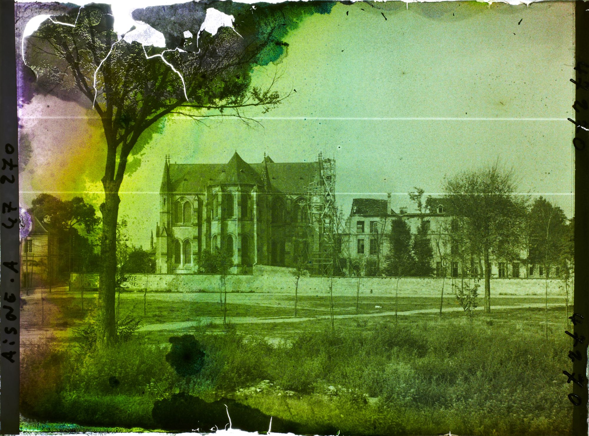 Image représentant France, Soissons, Vue s/ l'abside de St Léger