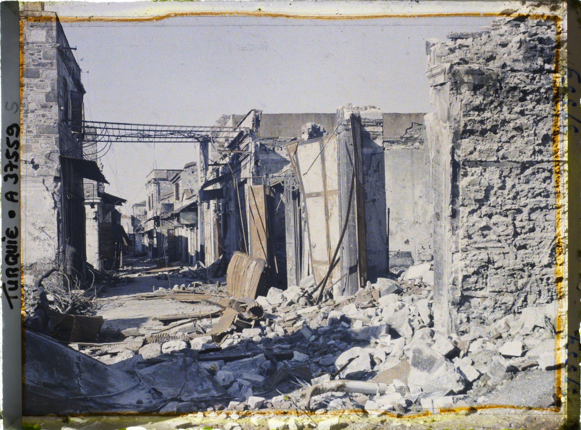 Image représentant Turquie, Smyrne, Quartier Arménien, Rue Macykané-Bogazi