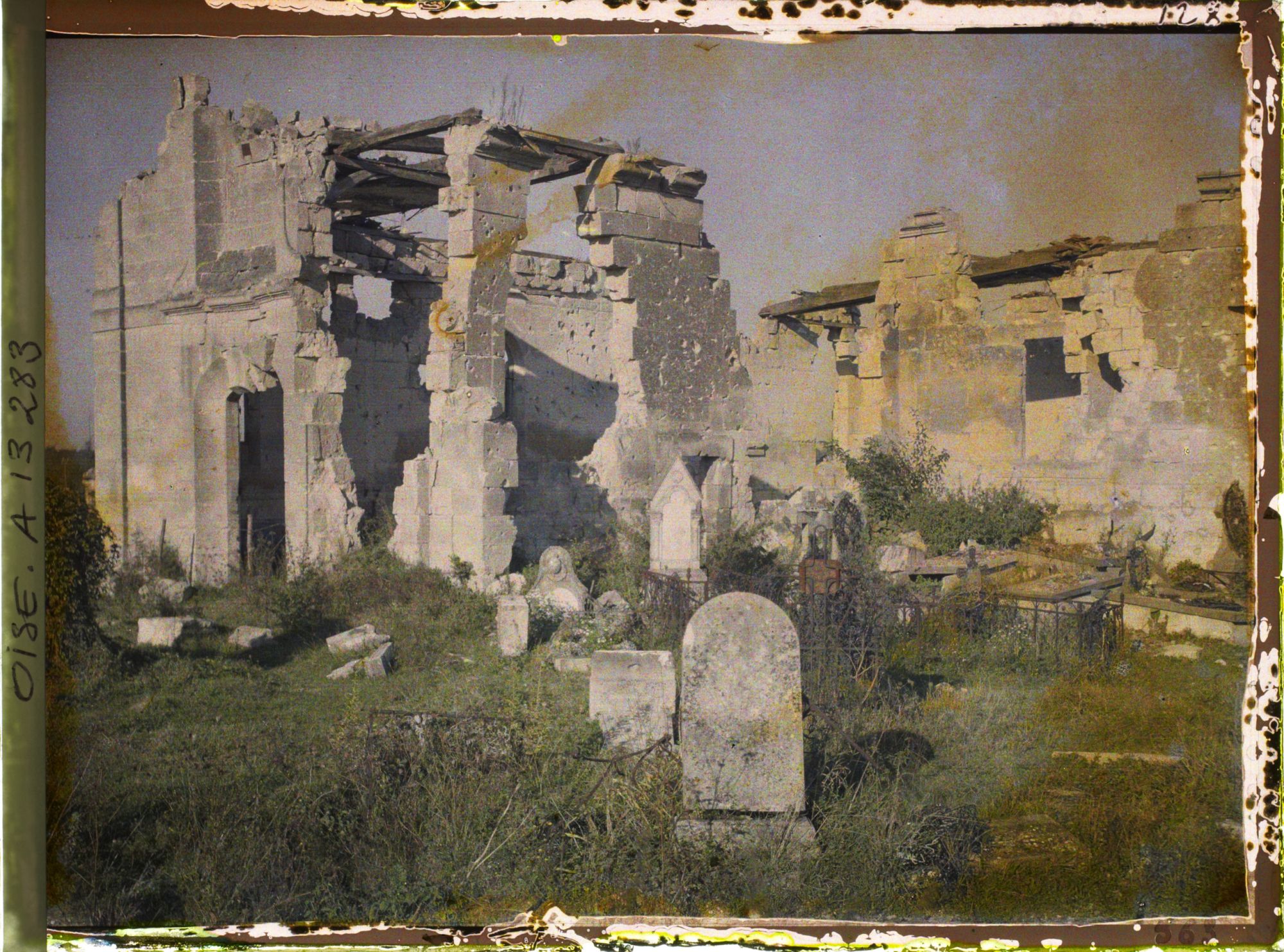 Image représentant France, Bailly, L'église