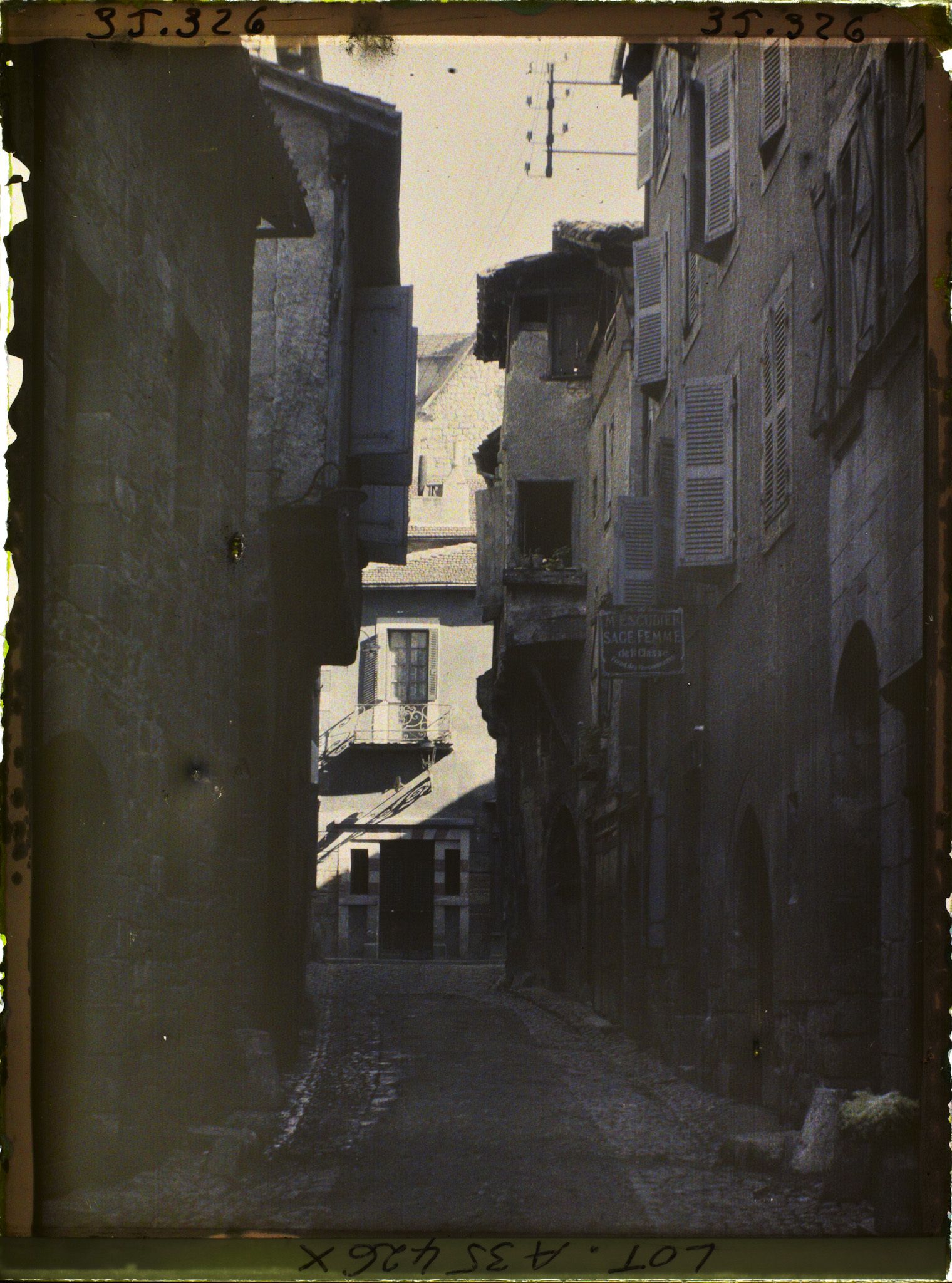 Image représentant France, Figeac, Vue rue droite