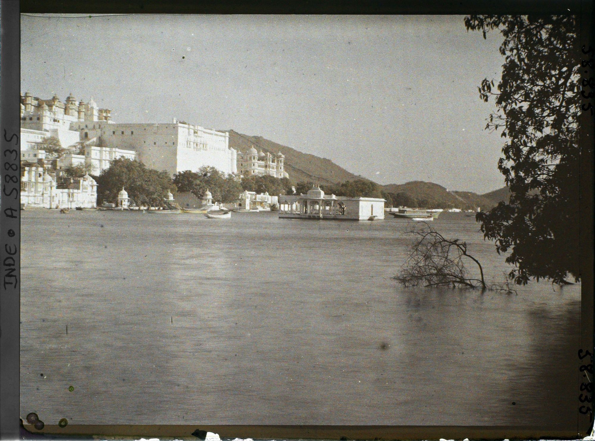 Image représentant Vue du lac Pichola
