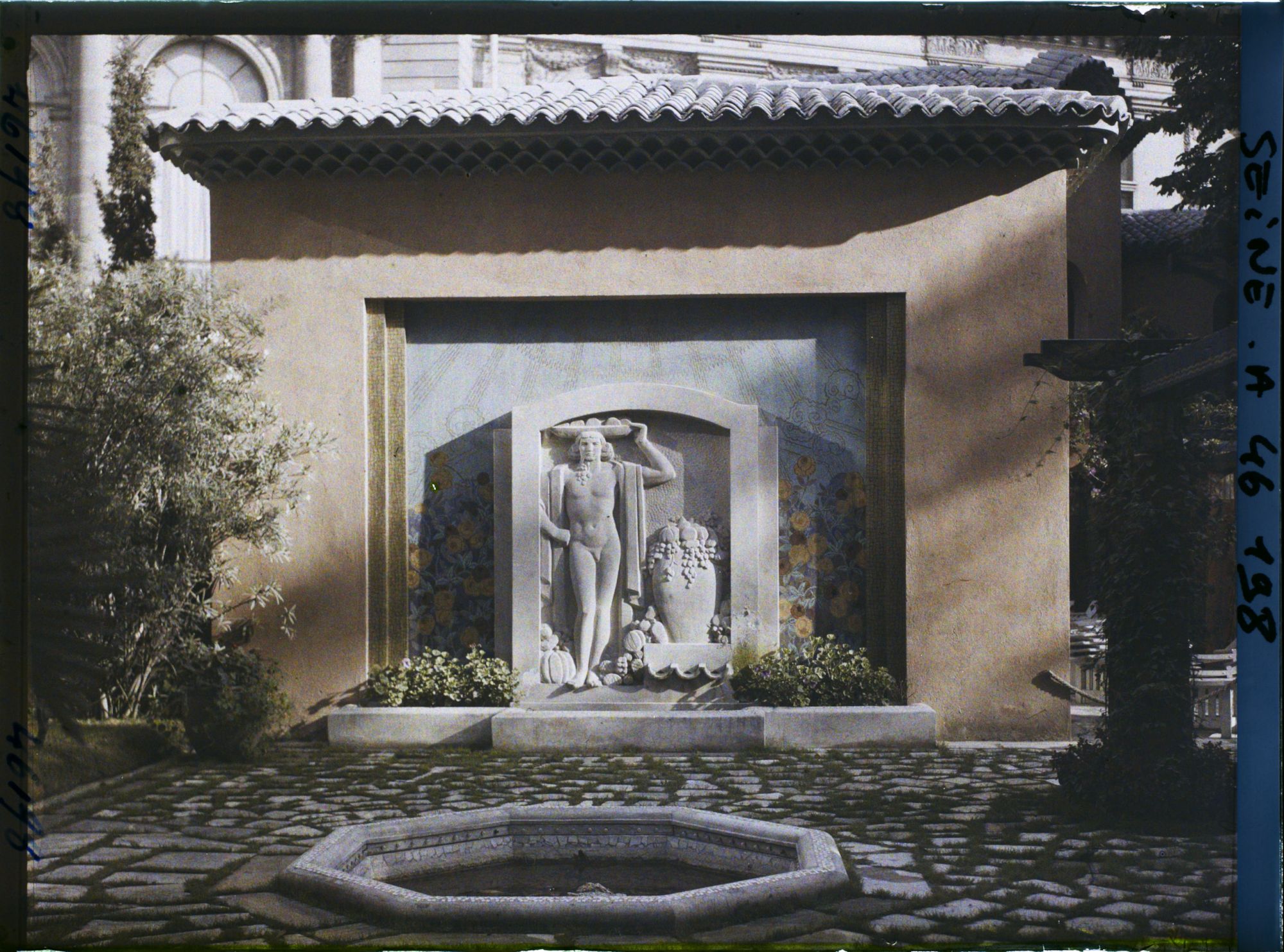 Image représentant L'exposition des arts décoratifs, pavillon des Alpes maritimes