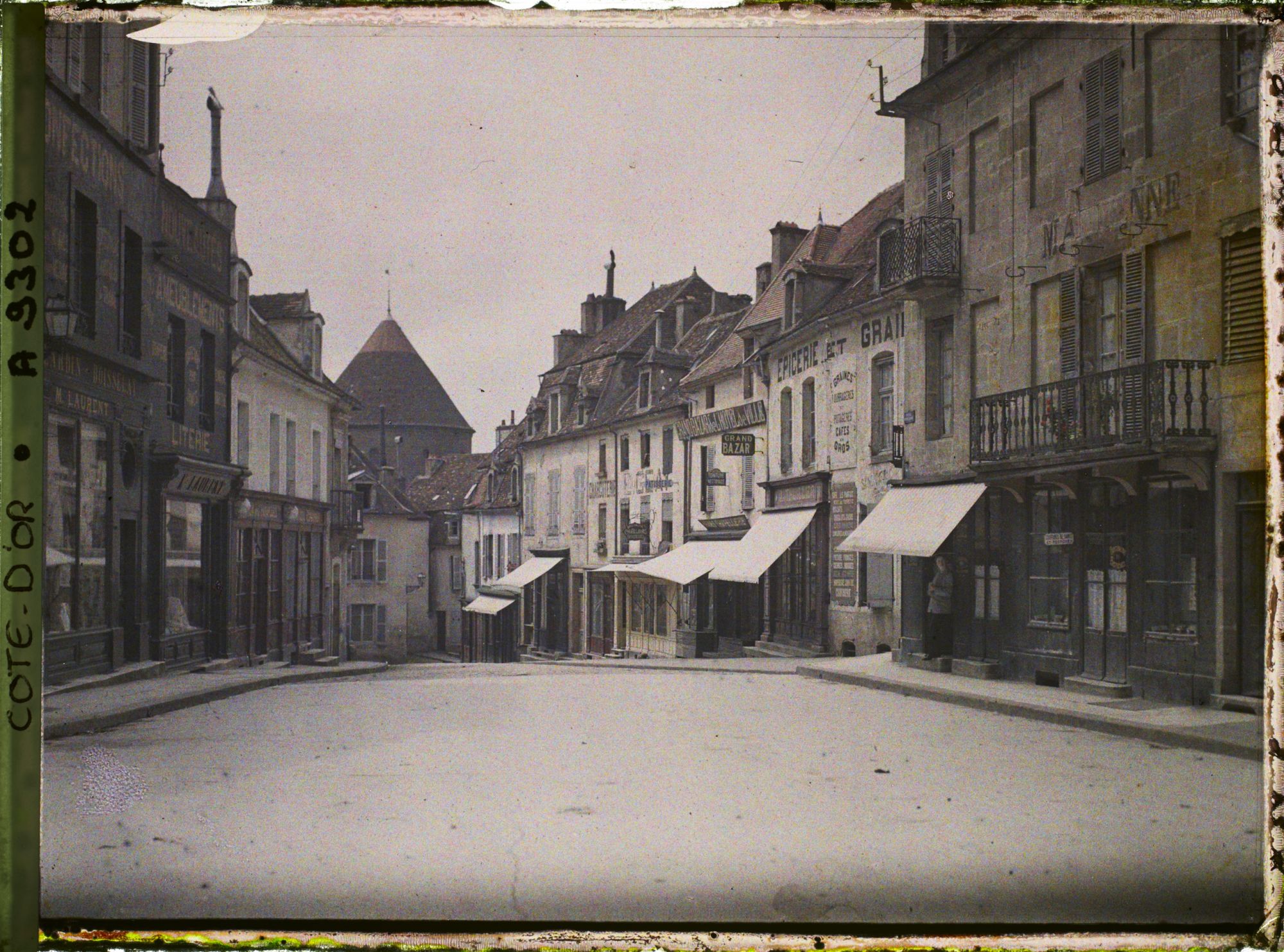 Image représentant La place Notre-Dame et La rue Févret