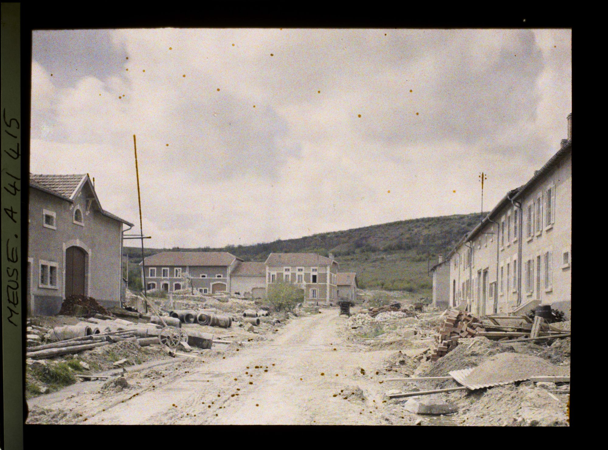 Image représentant France, Combres, Grande rue