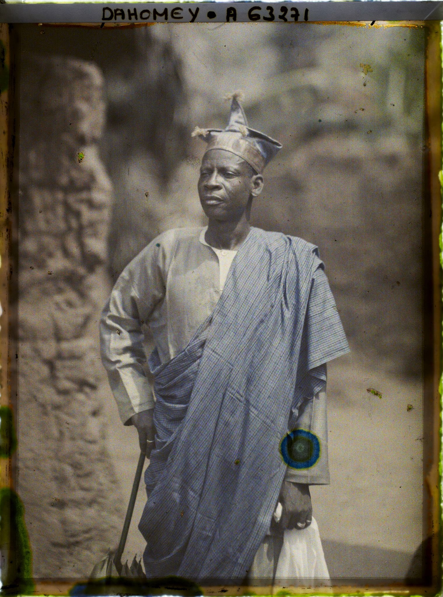 Image représentant Le chef féticheur du Serpent, prêtre au culte de Dangbé