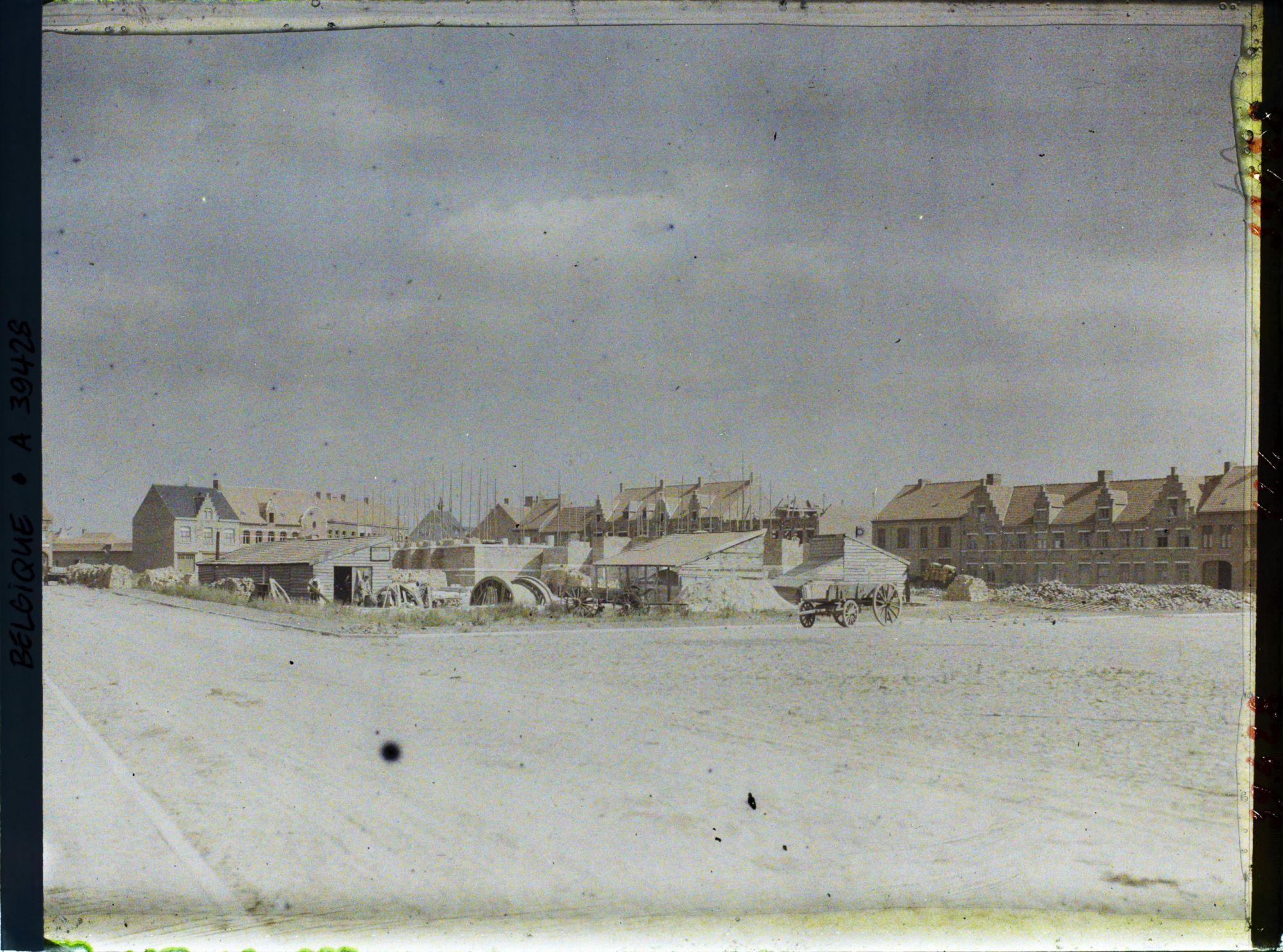 Image représentant Belgique, Langemank, Reconstruction Grande Place