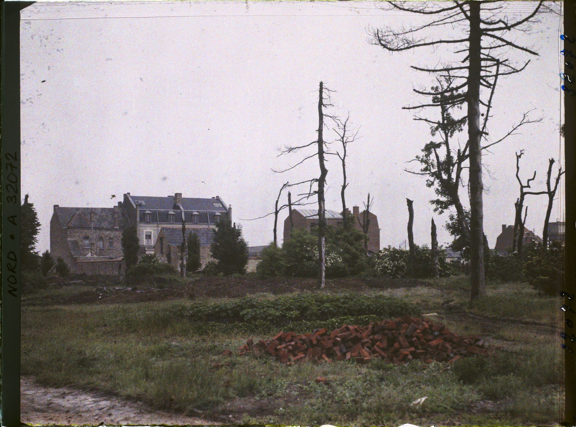 Image représentant France, Merville, Groupe de nouvelles maisons