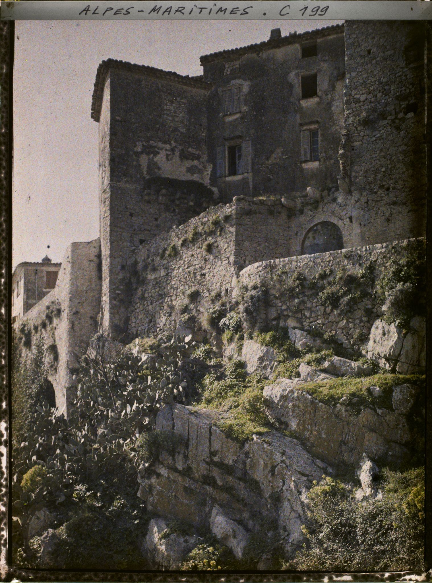 Image représentant L'entrée du village