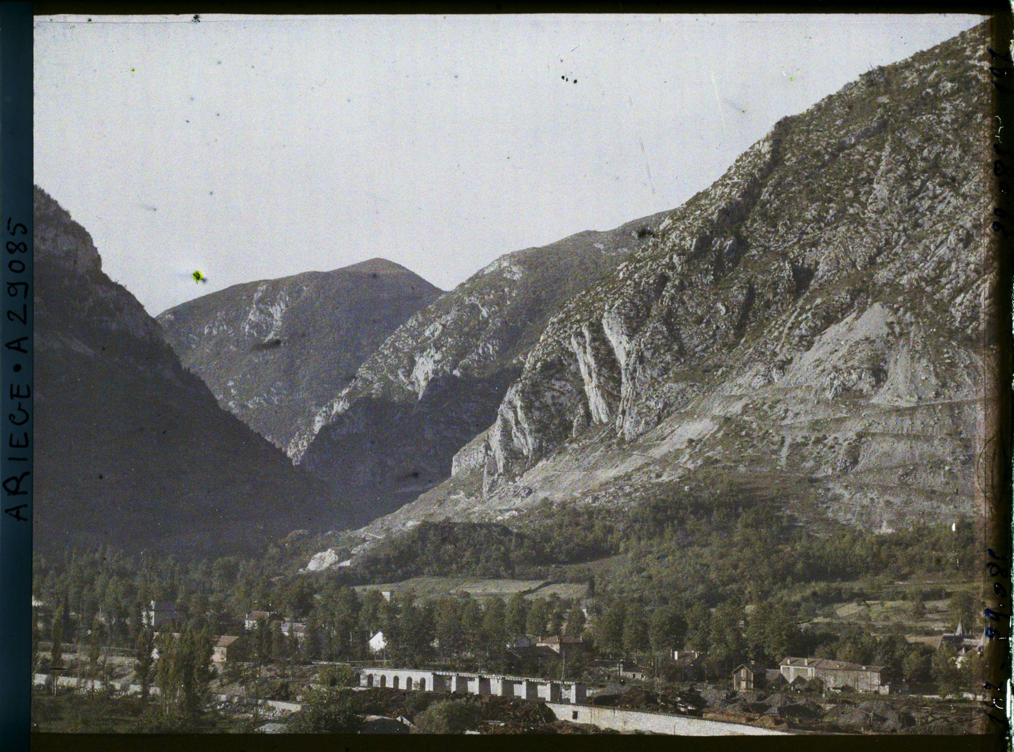 Image représentant L'entrée de la vallée du Vicdessos