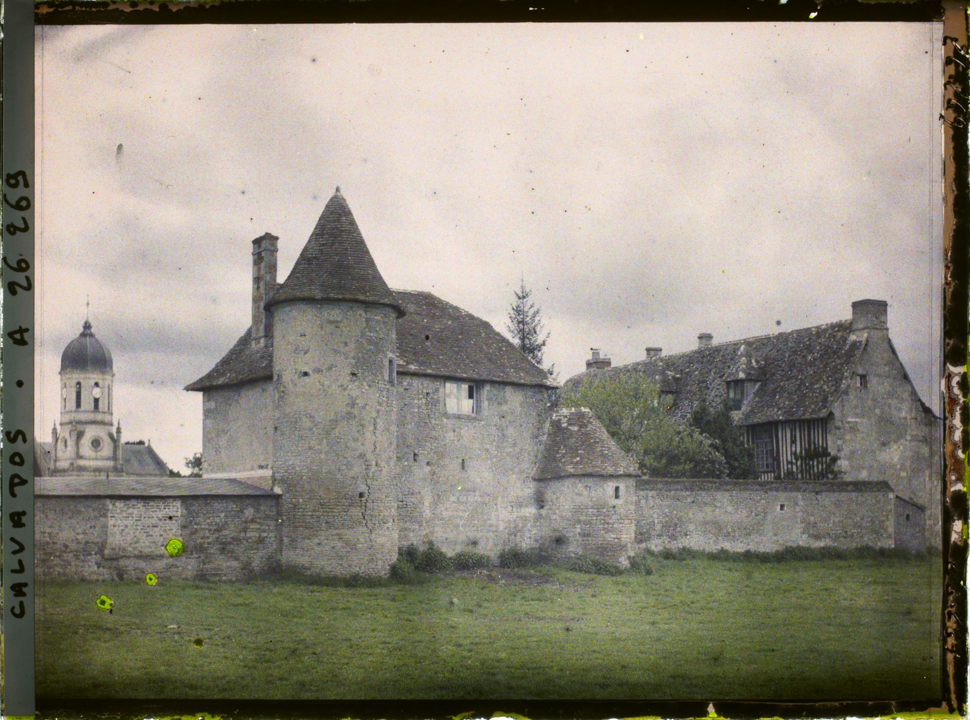 Image représentant Le château d'Hotot-en-Auge