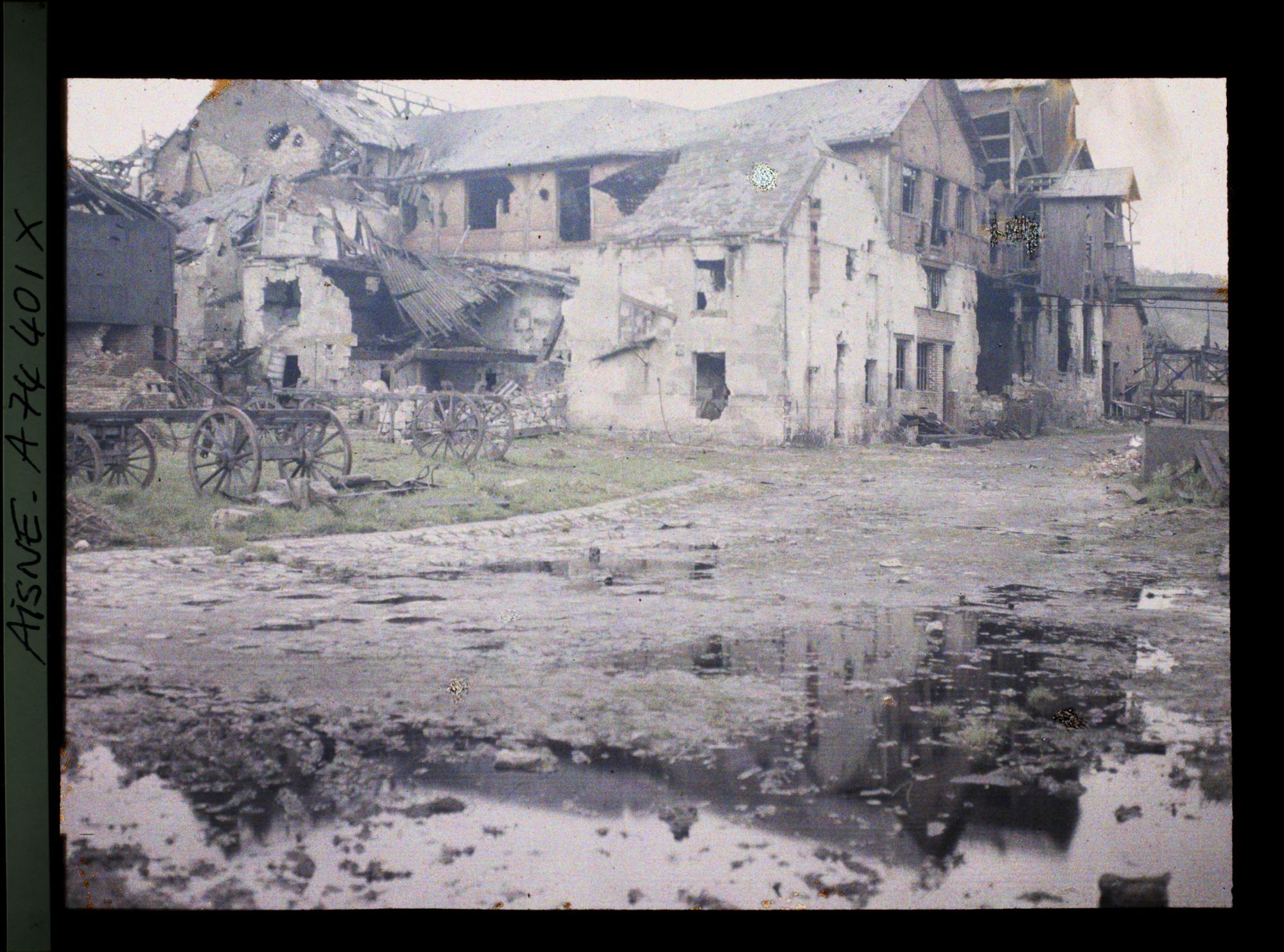 Image représentant La sucrerie détruite