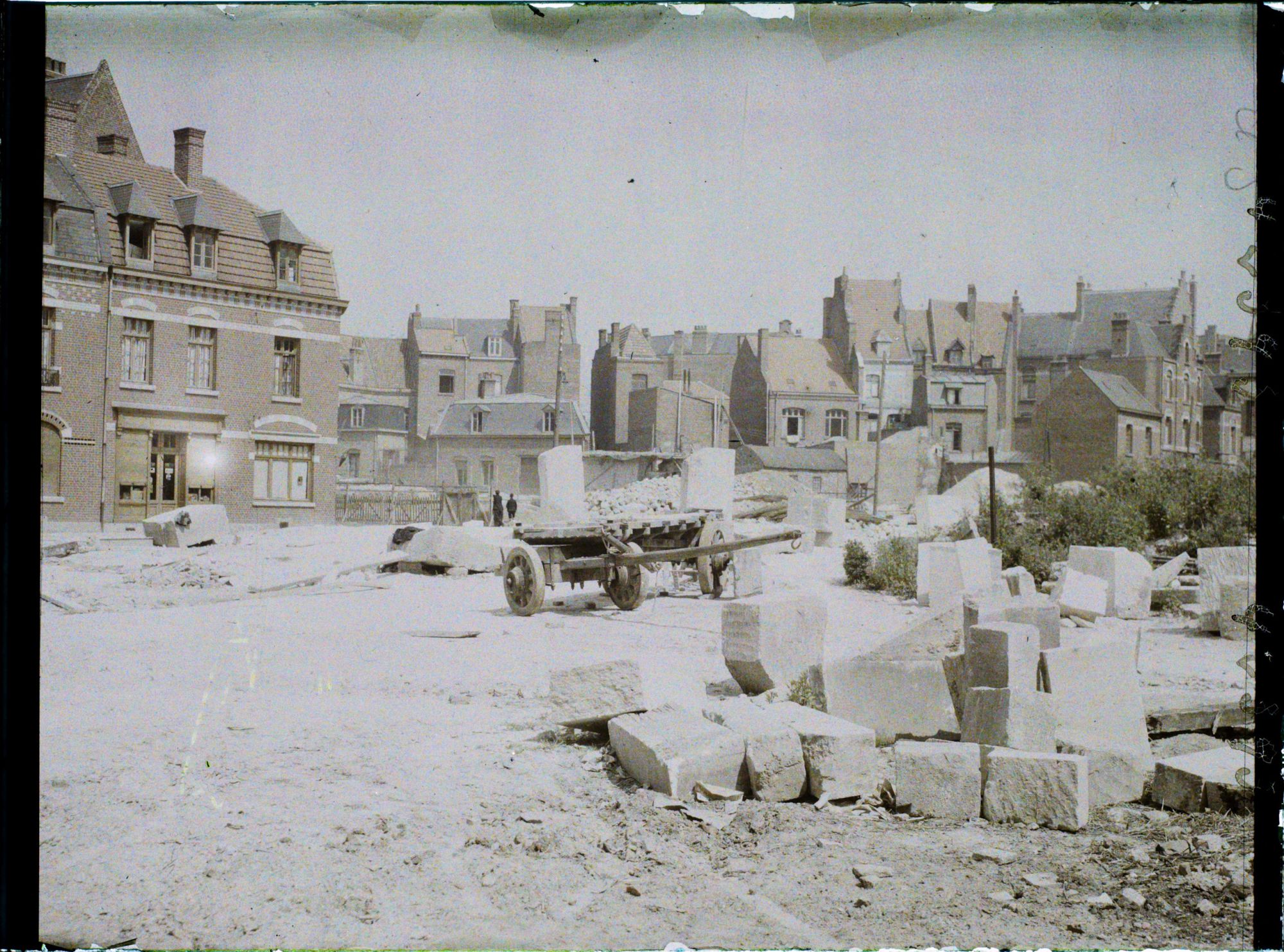 Image représentant France, Béthune, Reconstructions dans le quartier St Vaast