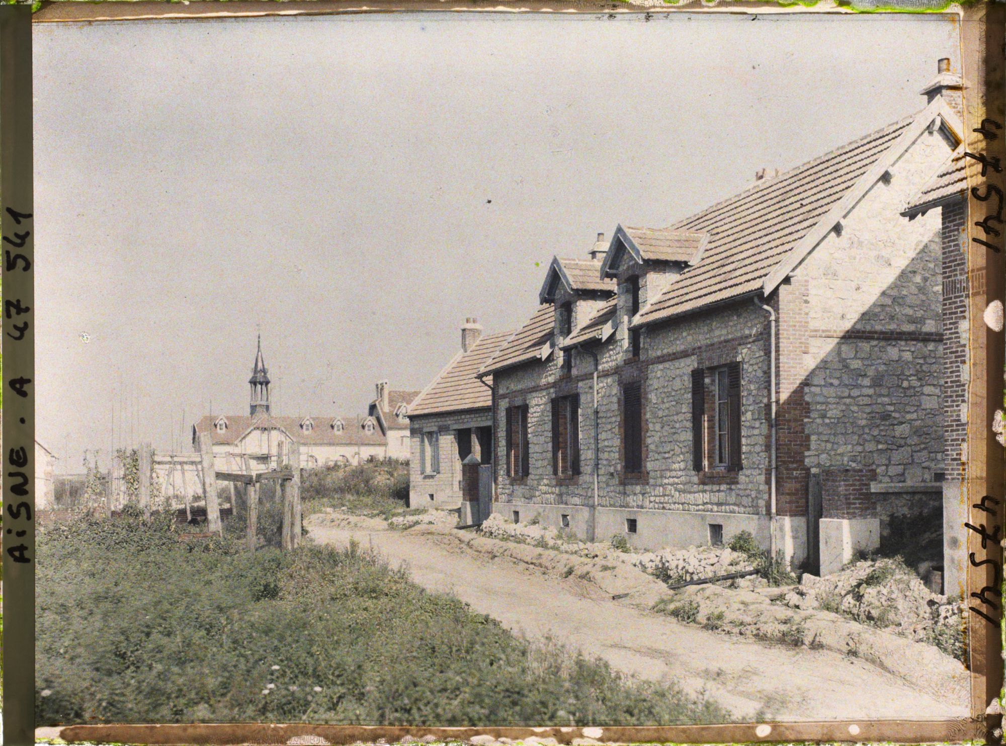 Image représentant France, Laffaux, Reconstructions vers Mairie