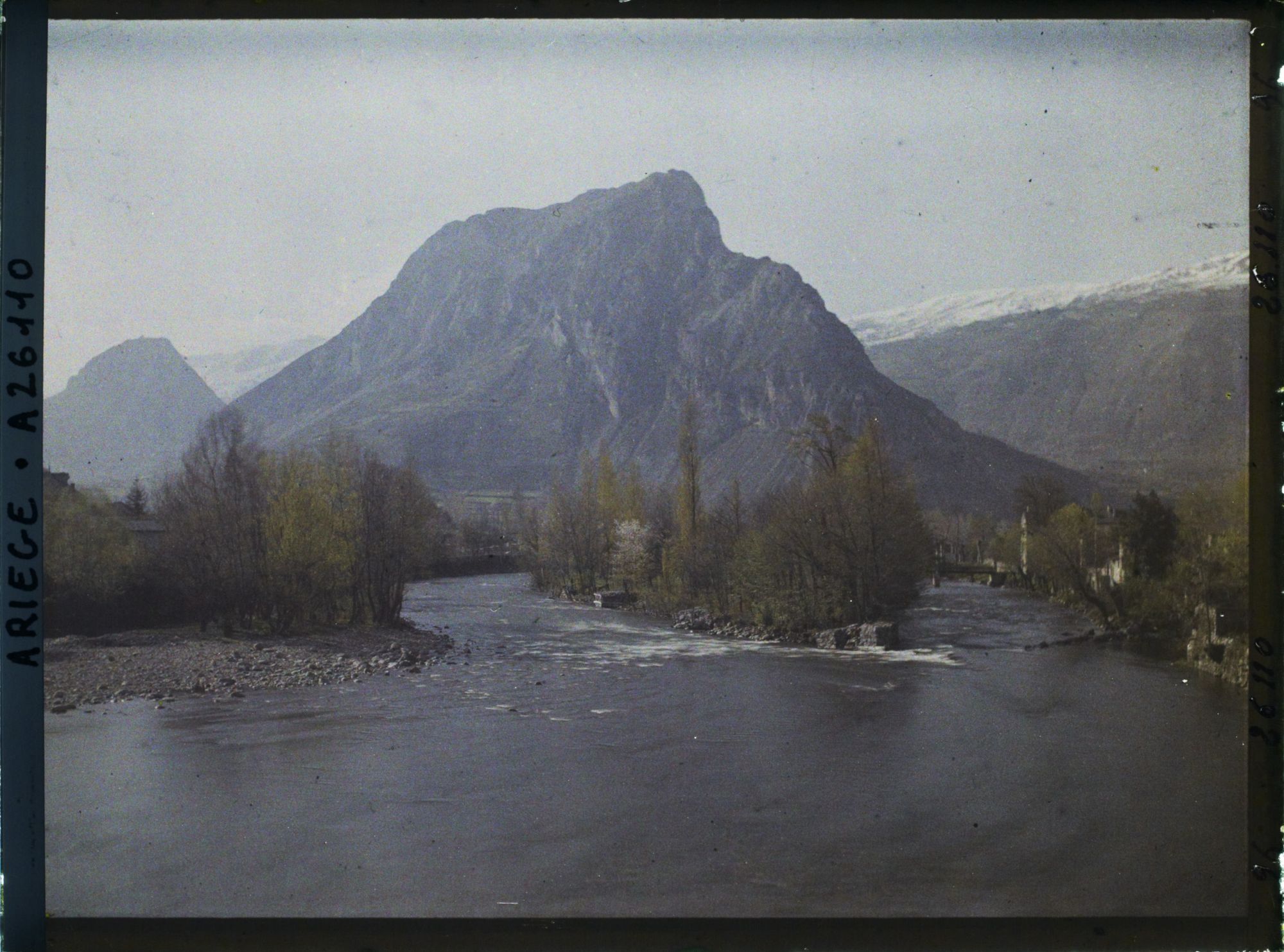 Image représentant L'Ariège vers l'aval et le Soudour, vue prise de Pont