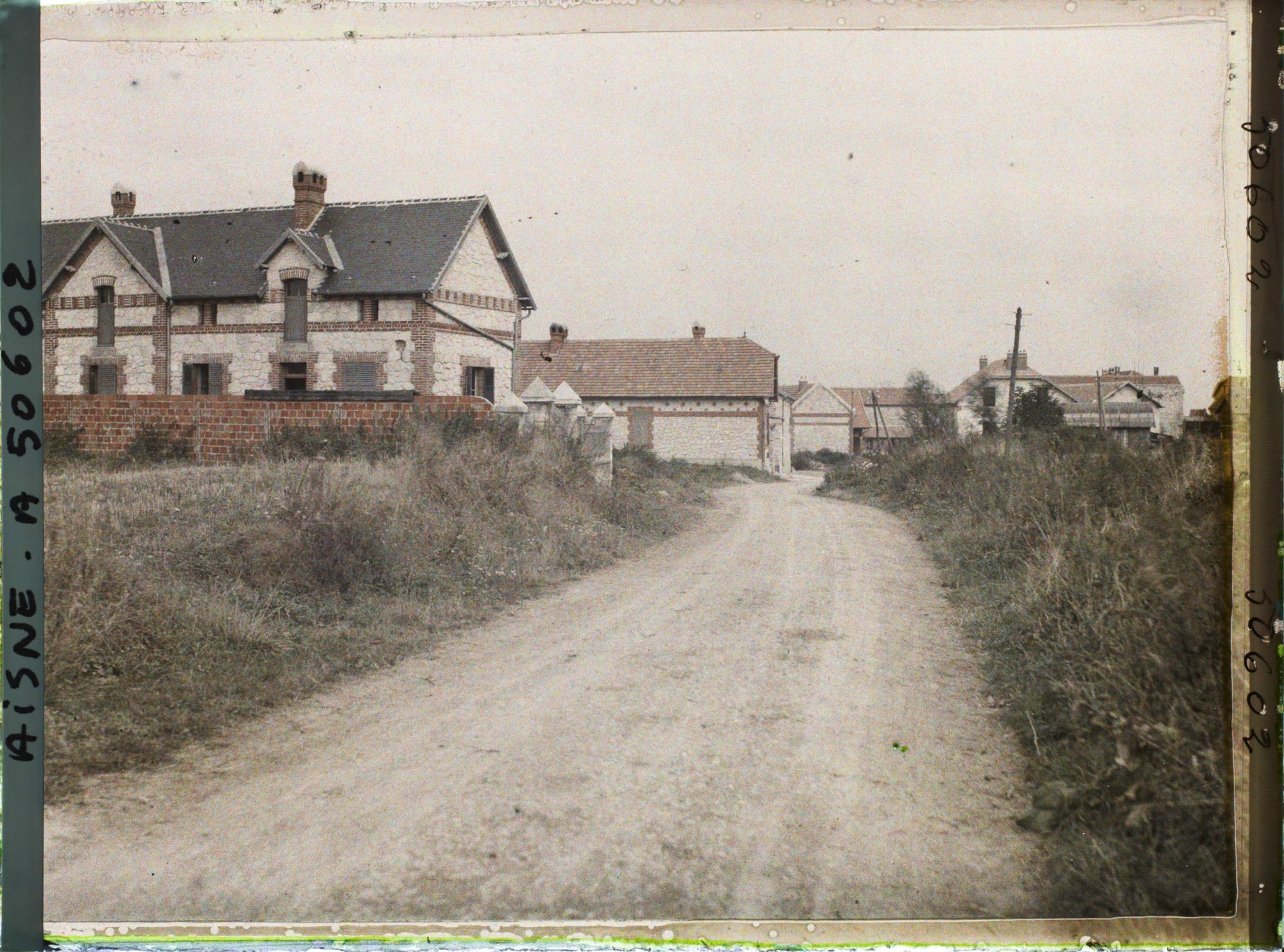Image représentant France, Laffaux, Une Rue
