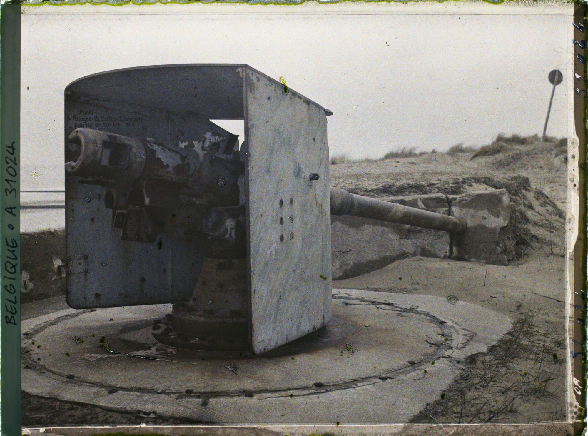 Image représentant Belgique, Blankenberghe, Une pièce de la batterie de 105 de Mittel B.(batterie contre avions)