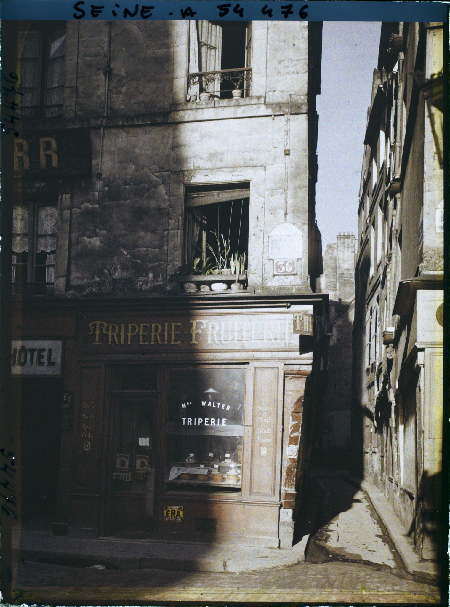 Image représentant L'angle des rues Brisemiche et Saint-Merri