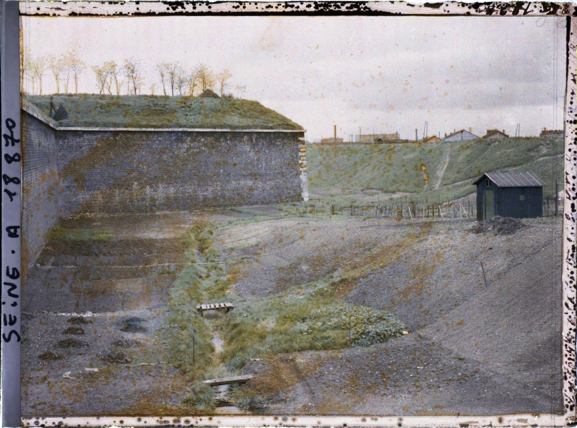Image représentant Les jardins ouvriers aux pieds des fortifications, à la porte de la Villette ?