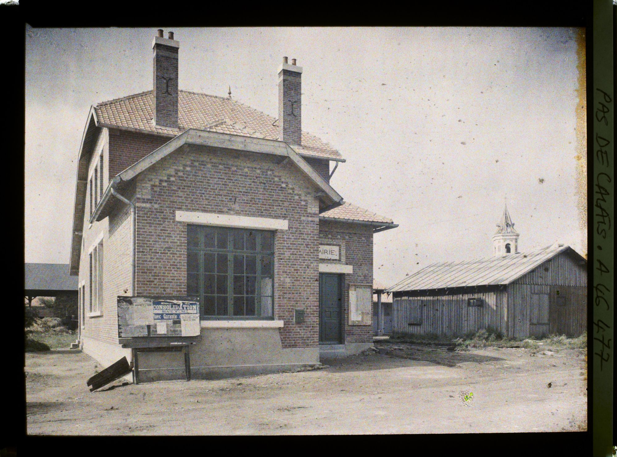 Image représentant France, Ecurie, Nouvelle Mairie et Ecole